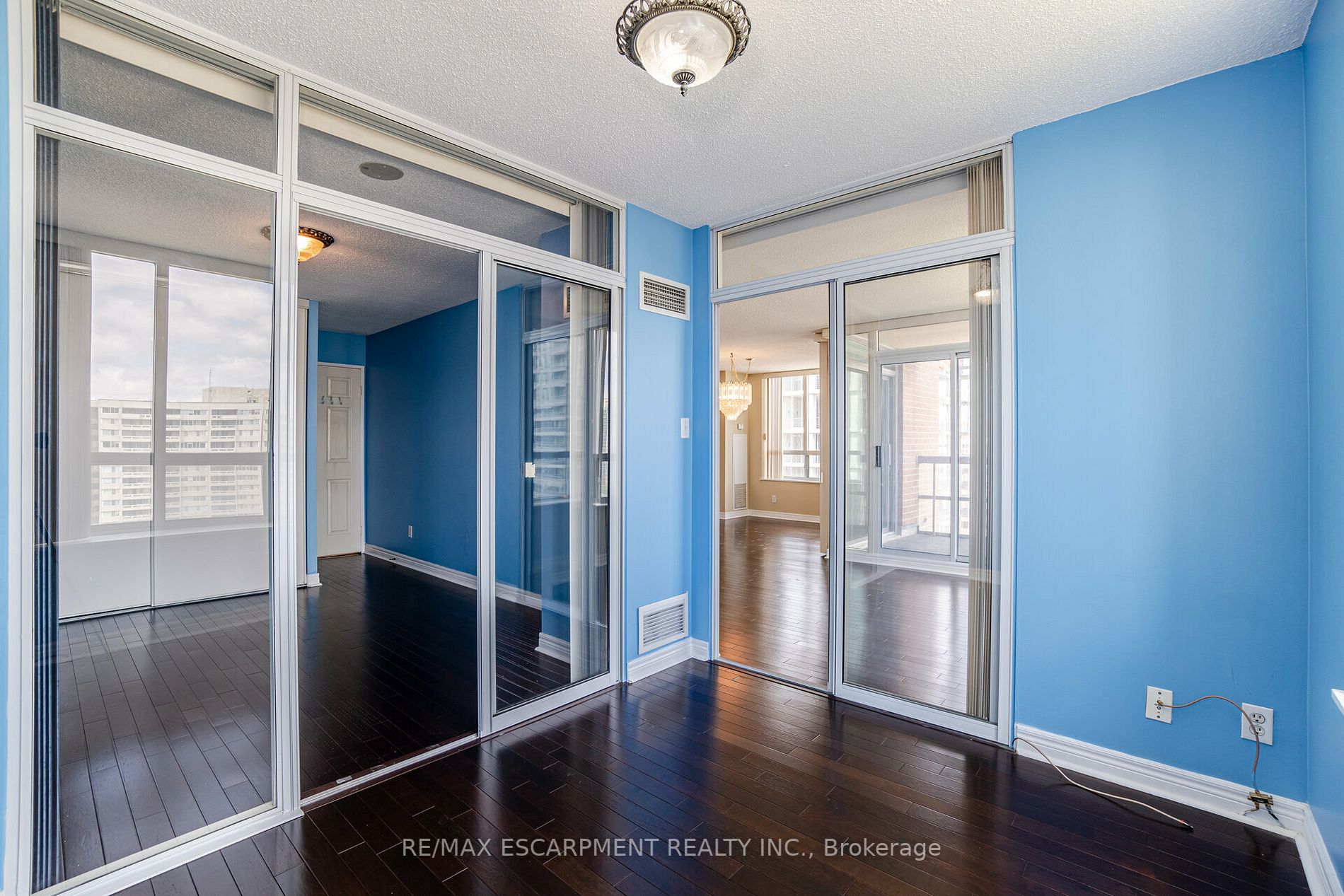 Listing W6052376 - Large Photo # 19