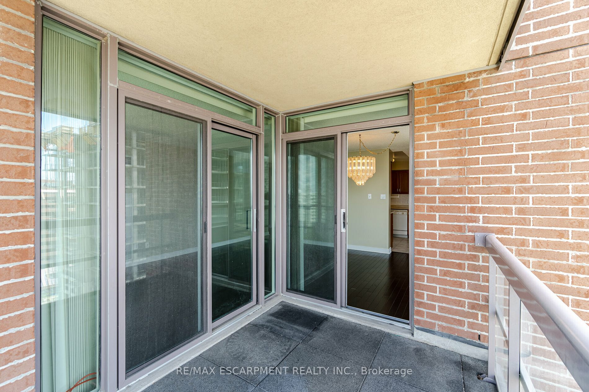Listing W6052376 - Large Photo # 27
