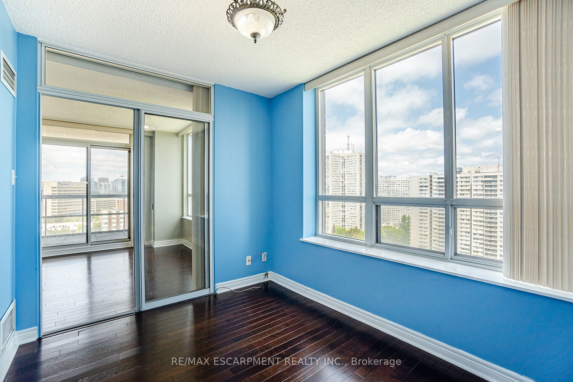 Listing W6052376 - Large Photo # 18