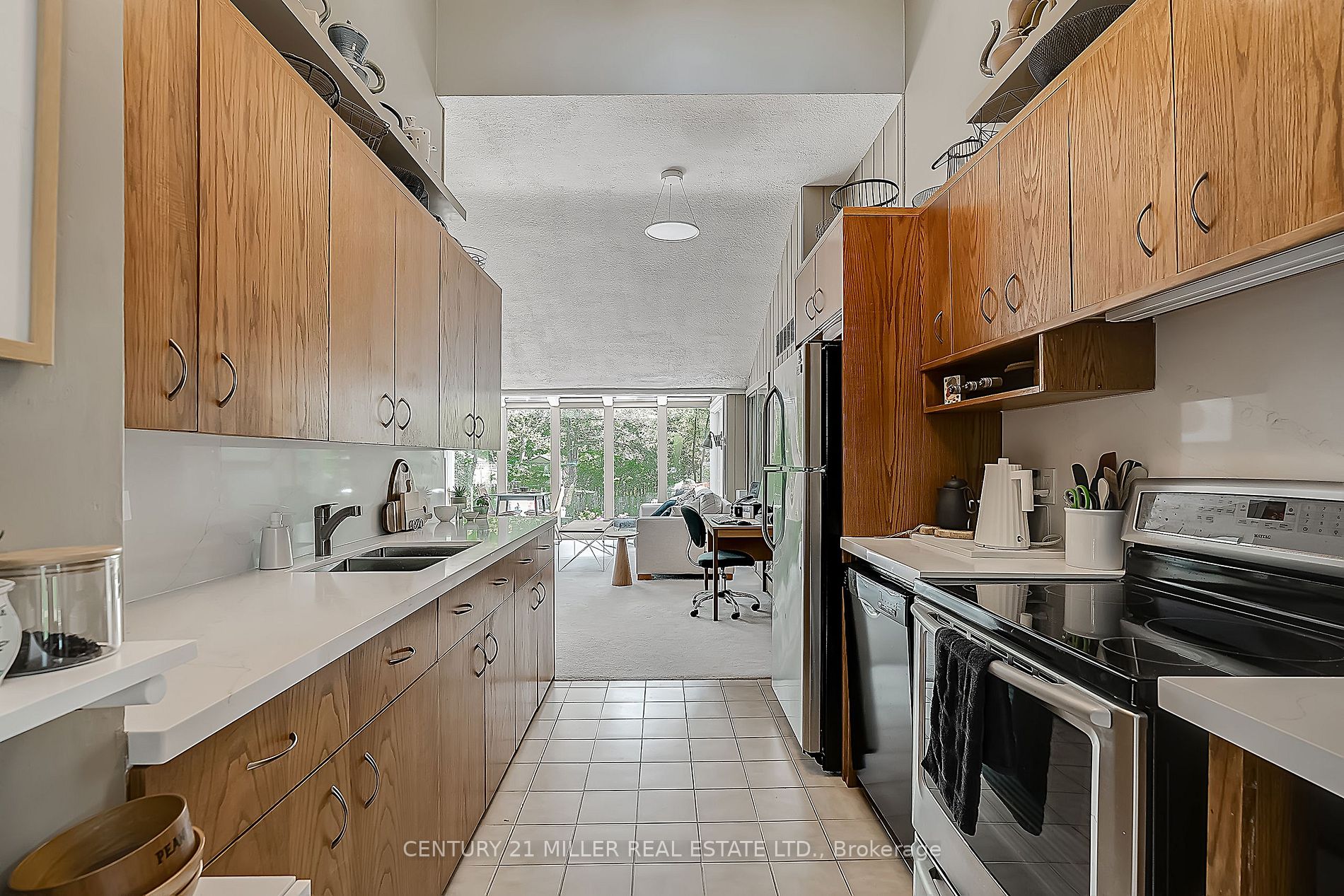 366 Macdonald Rd