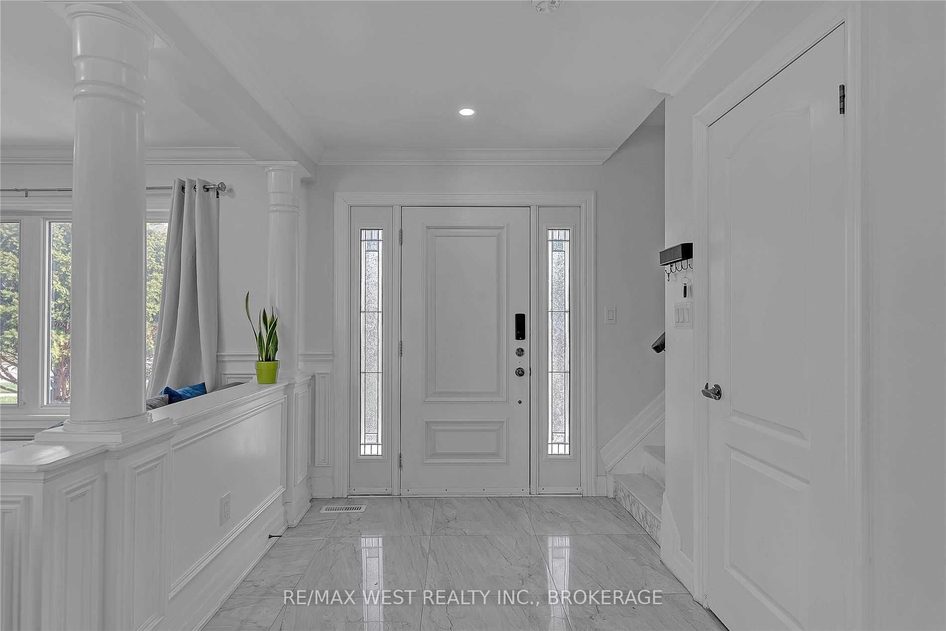 119 Madoc Dr