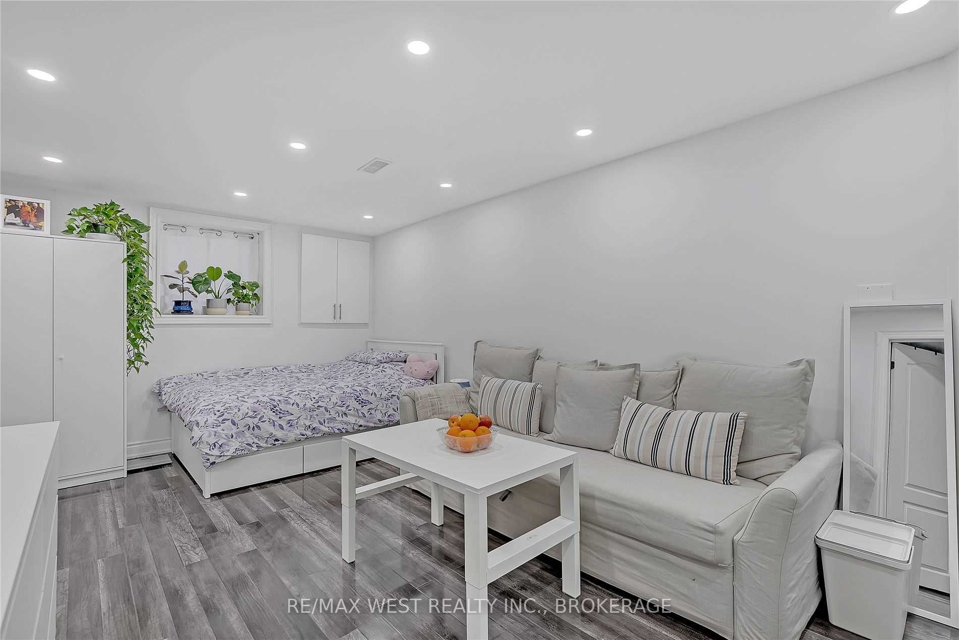 119 Madoc Dr