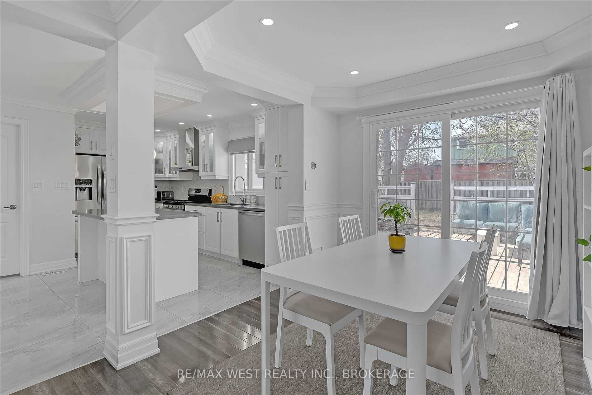 119 Madoc Dr
