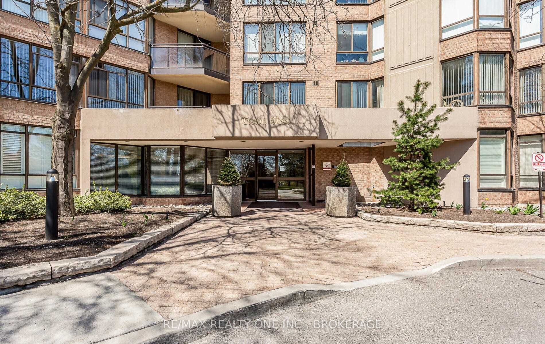 20 Cherrytree Dr, #1207