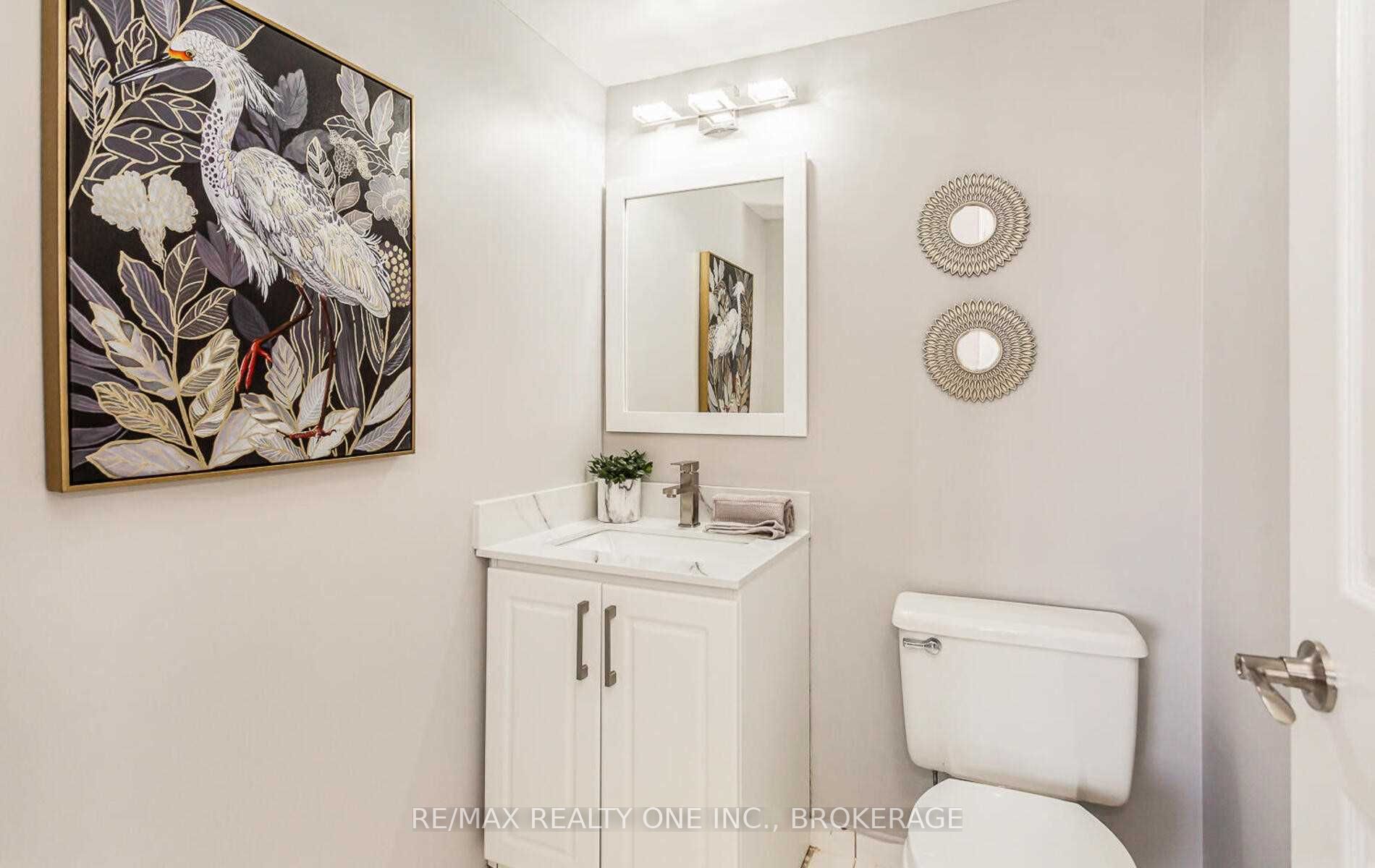 20 Cherrytree Dr, #1207