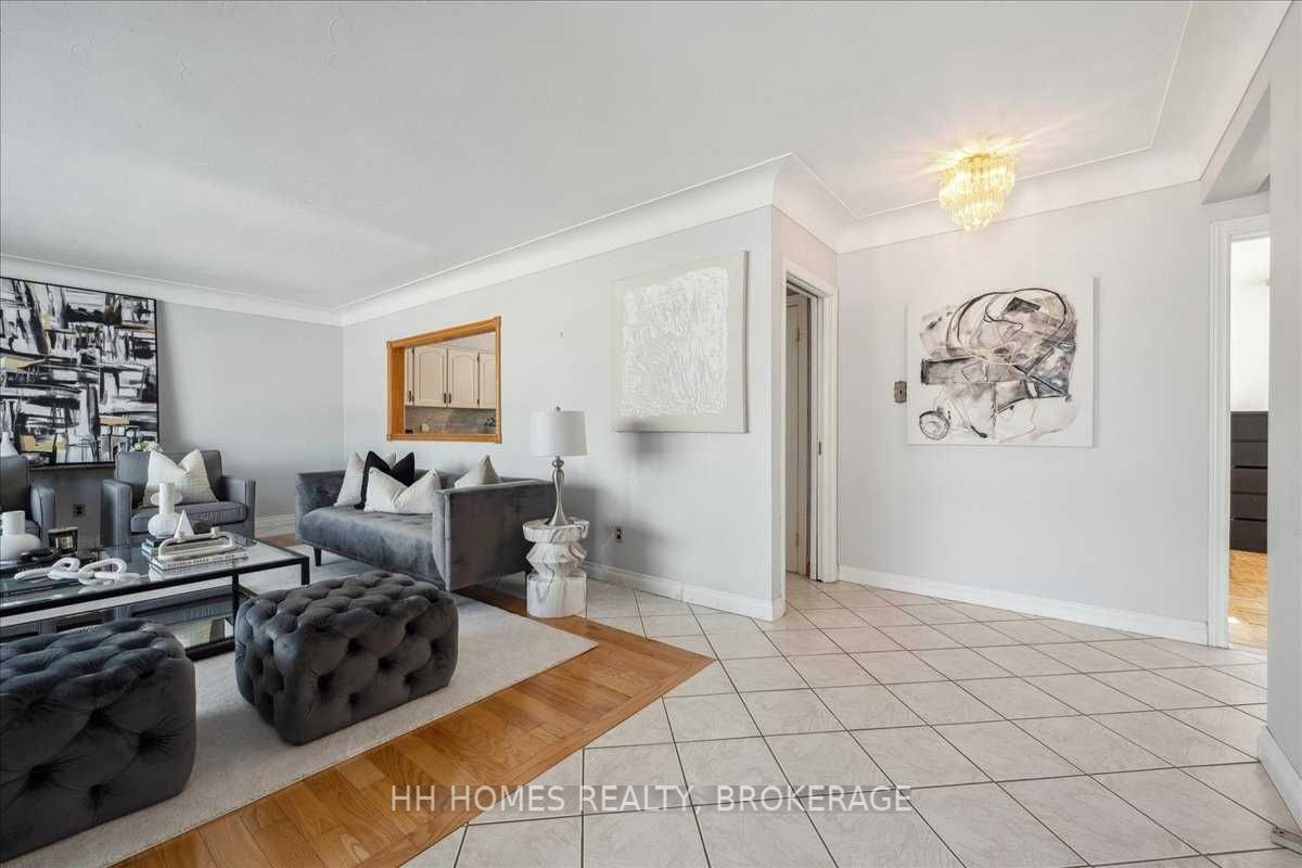 Listing W6052663 - Large Photo # 3