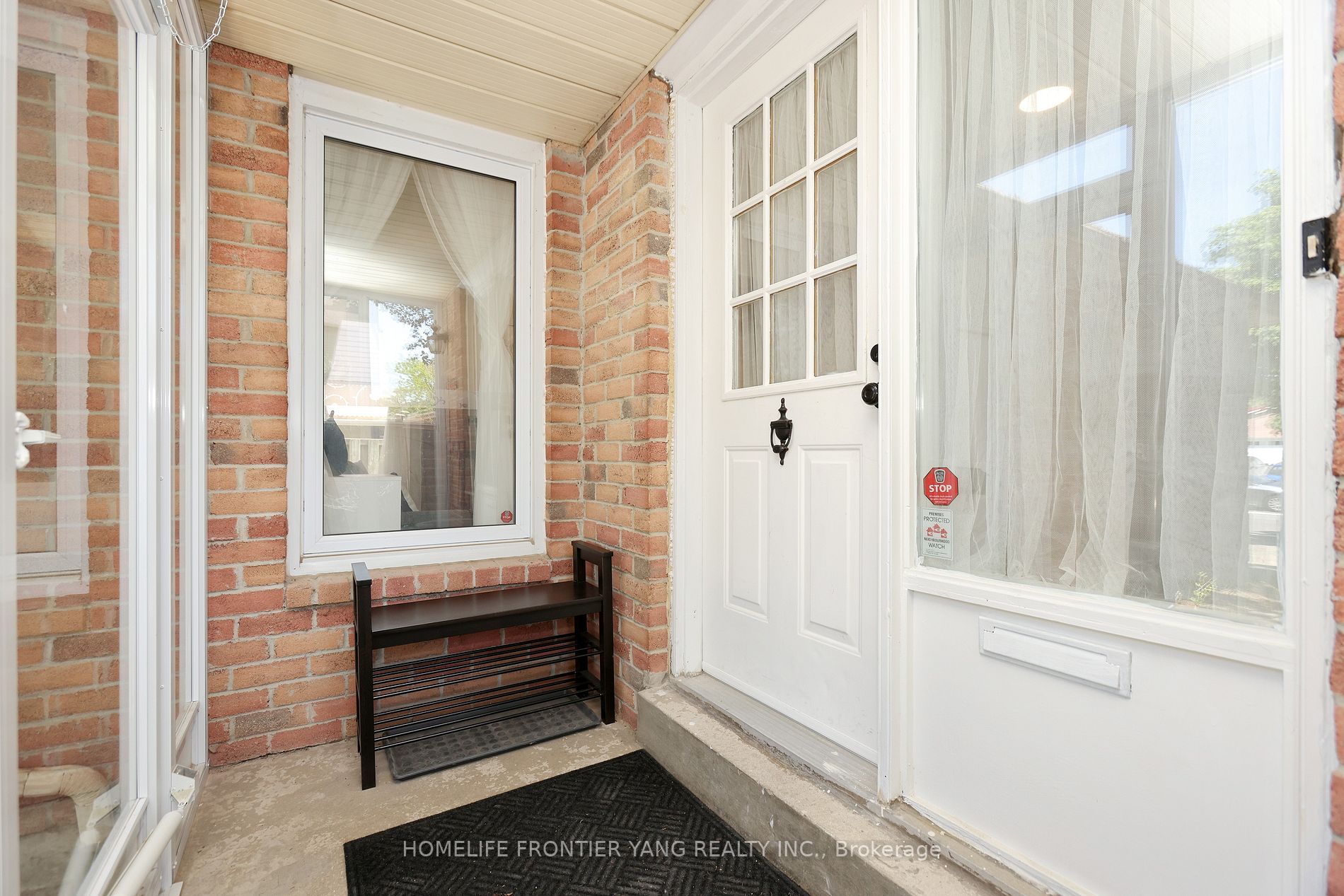 Listing W6052700 - Large Photo # 2