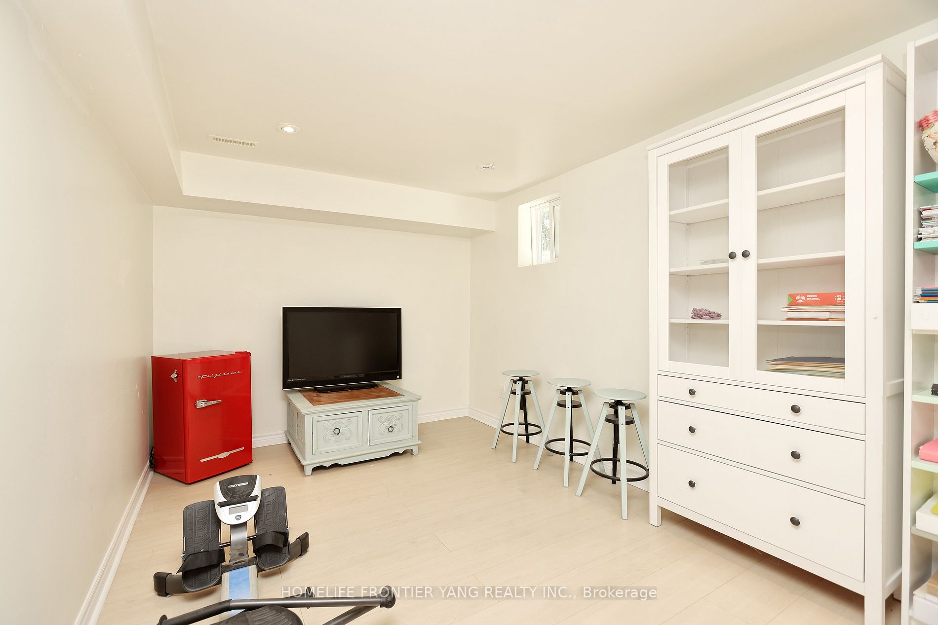 Listing W6052700 - Large Photo # 24