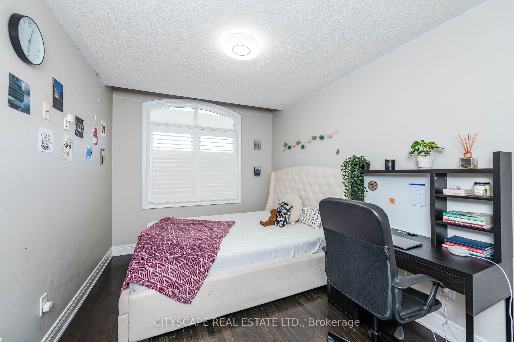 34 Wasaga Rd