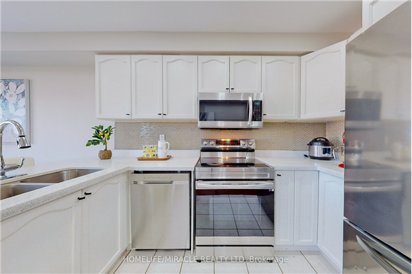 92 Tomabrook Cres, Brampton