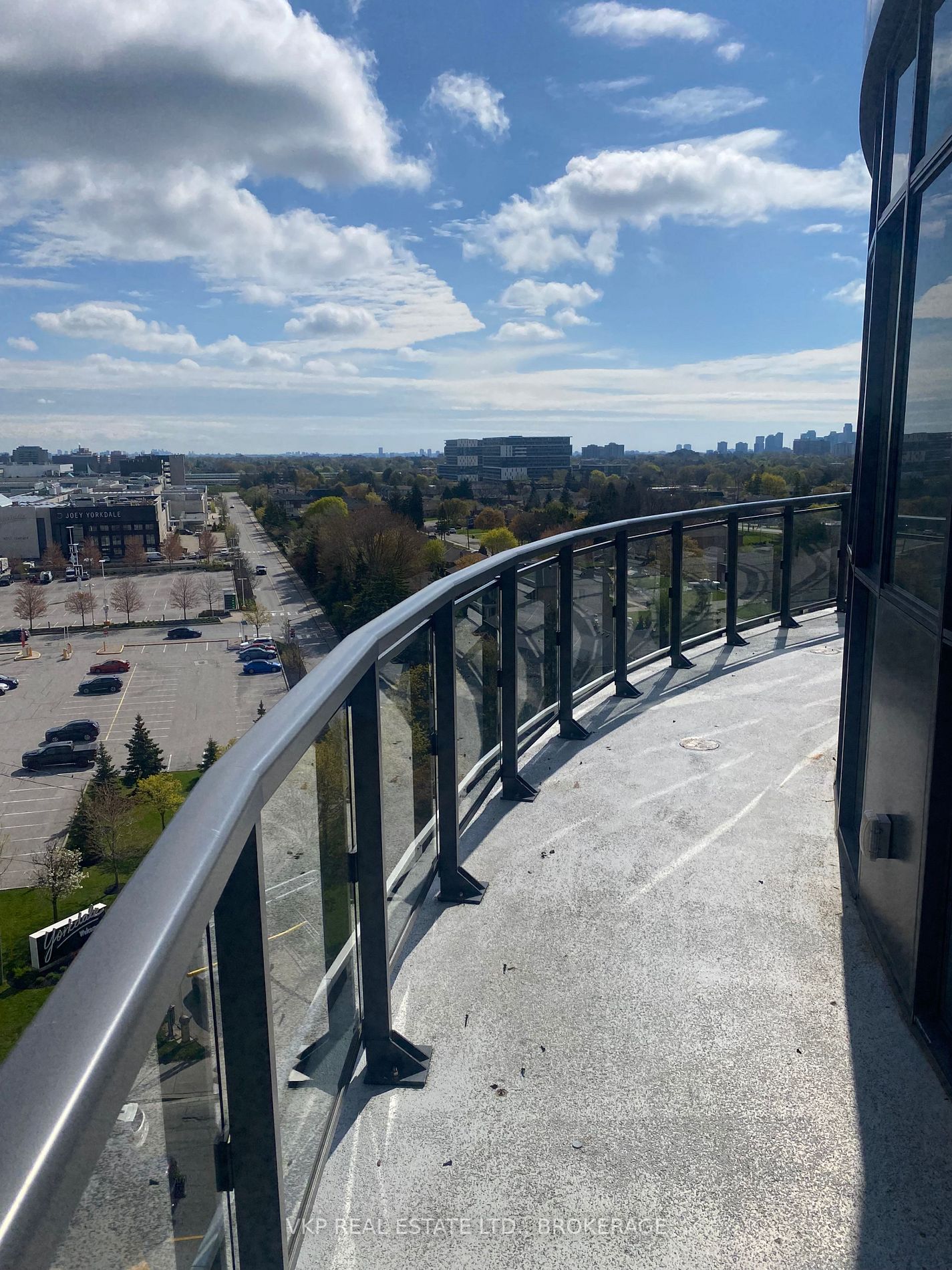 16 Mcadam Ave, #Ph902