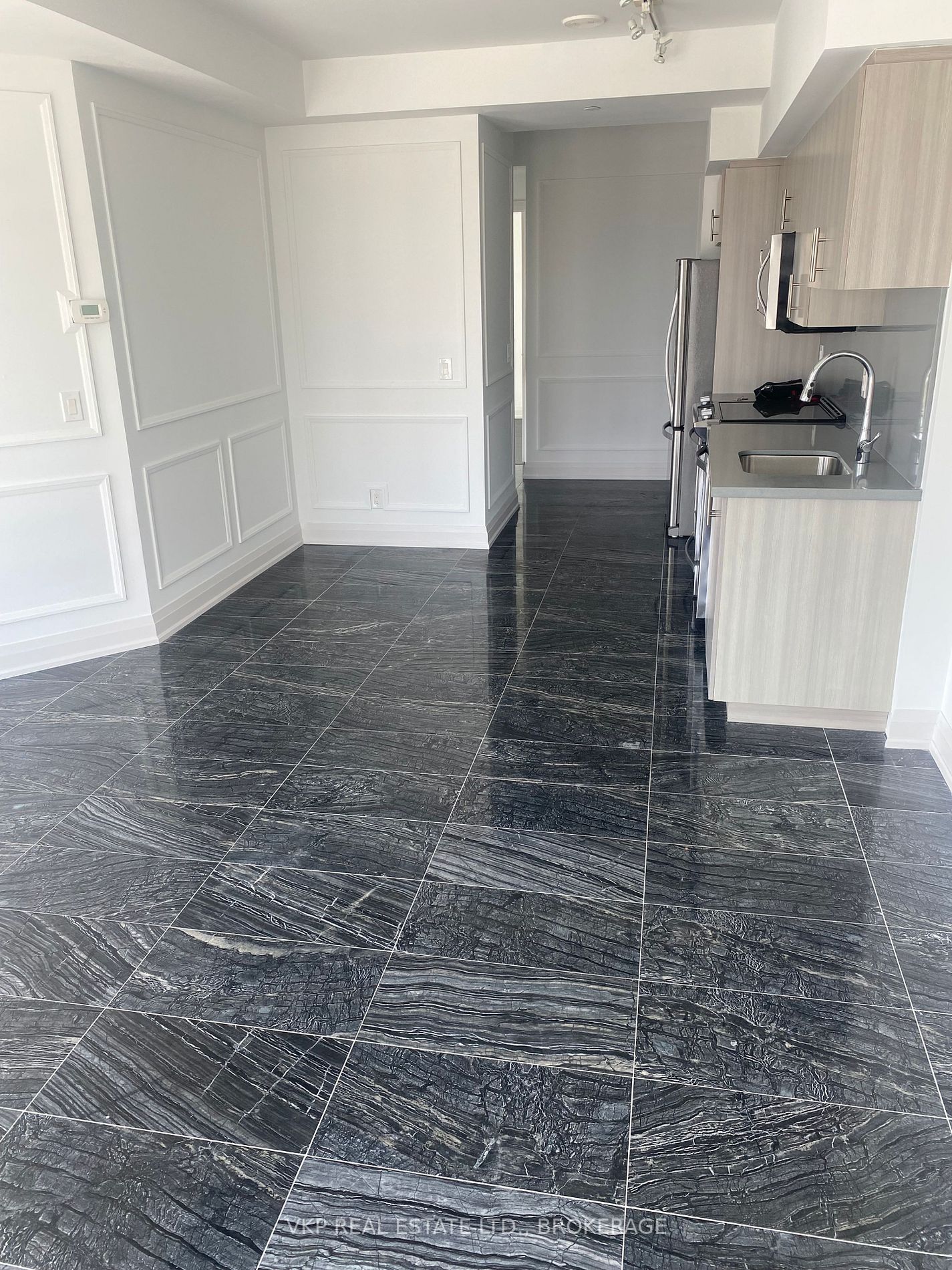 16 Mcadam Ave, #Ph902