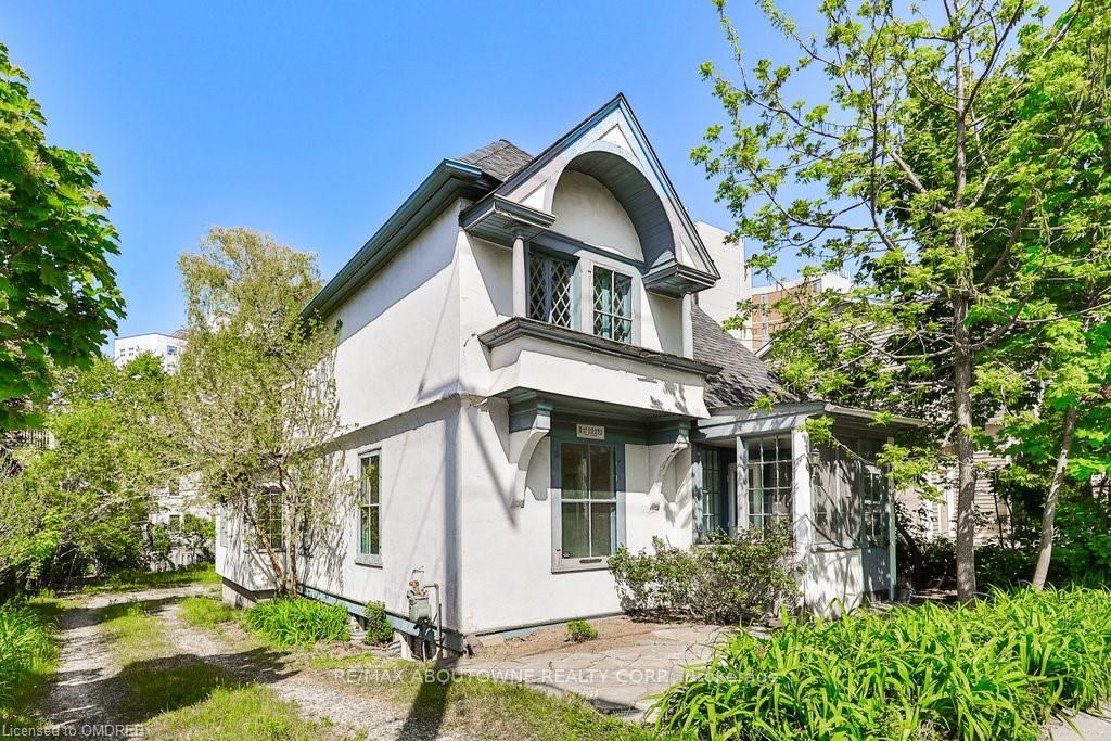 Listing W6053760 - Large Photo # 1