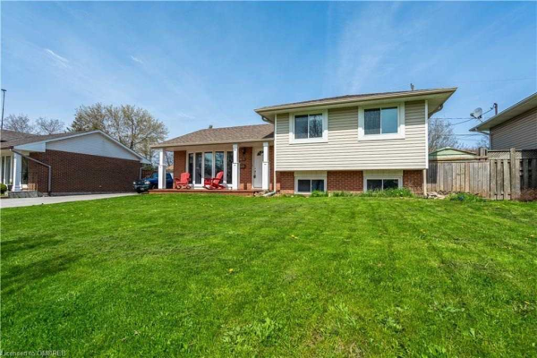 3075 Centennial Dr, Burlington