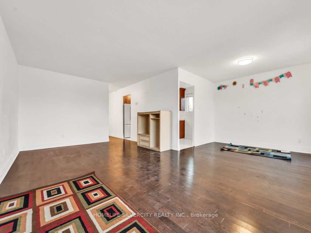 Listing W6053840 - Large Photo # 17