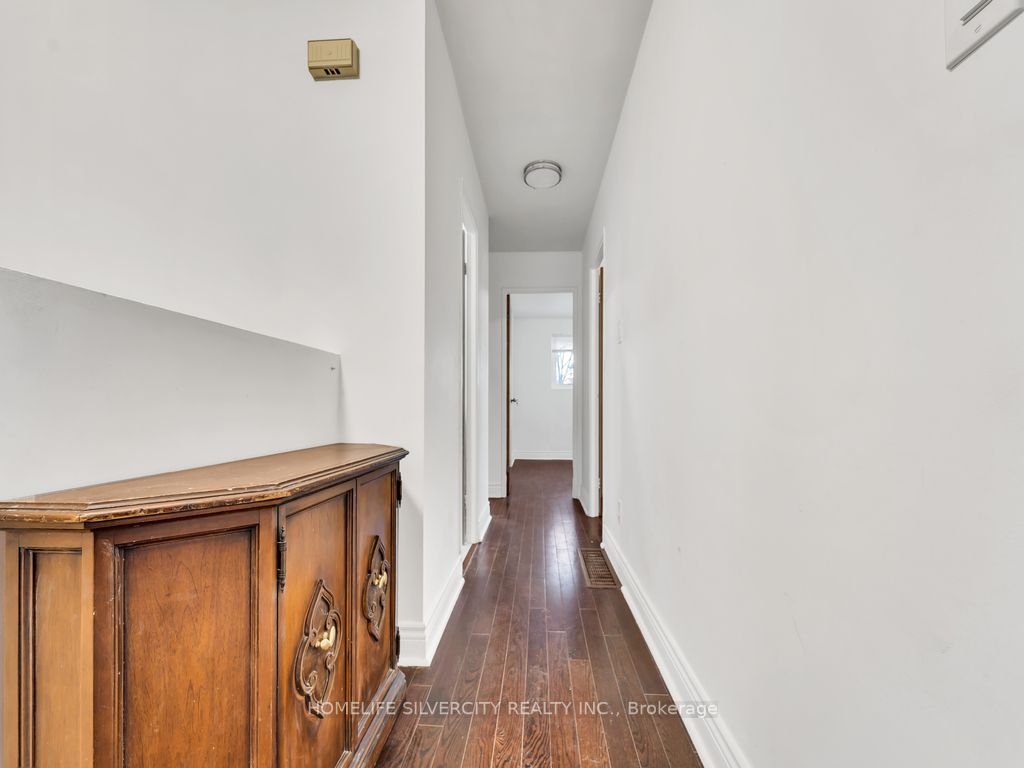 Listing W6053840 - Large Photo # 23