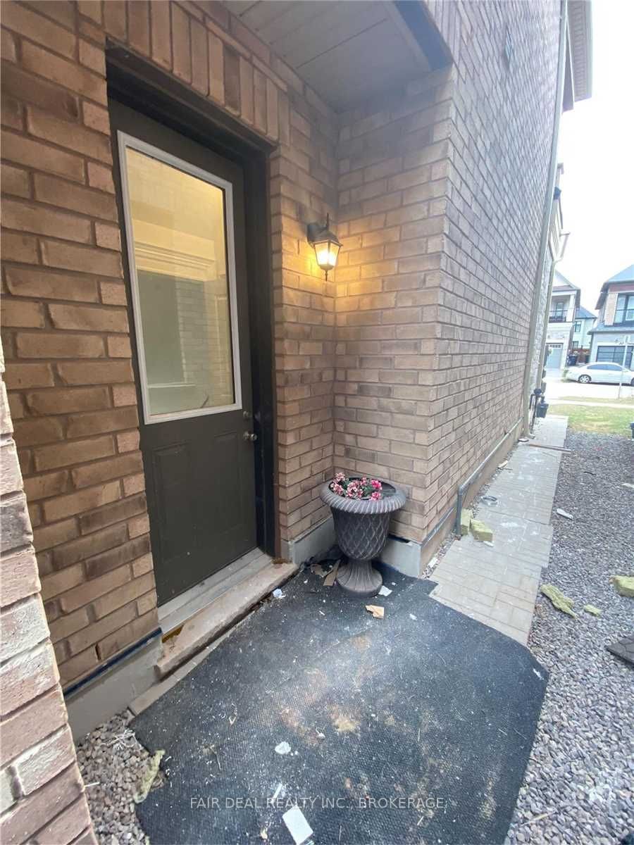 33 Blue Silo Way