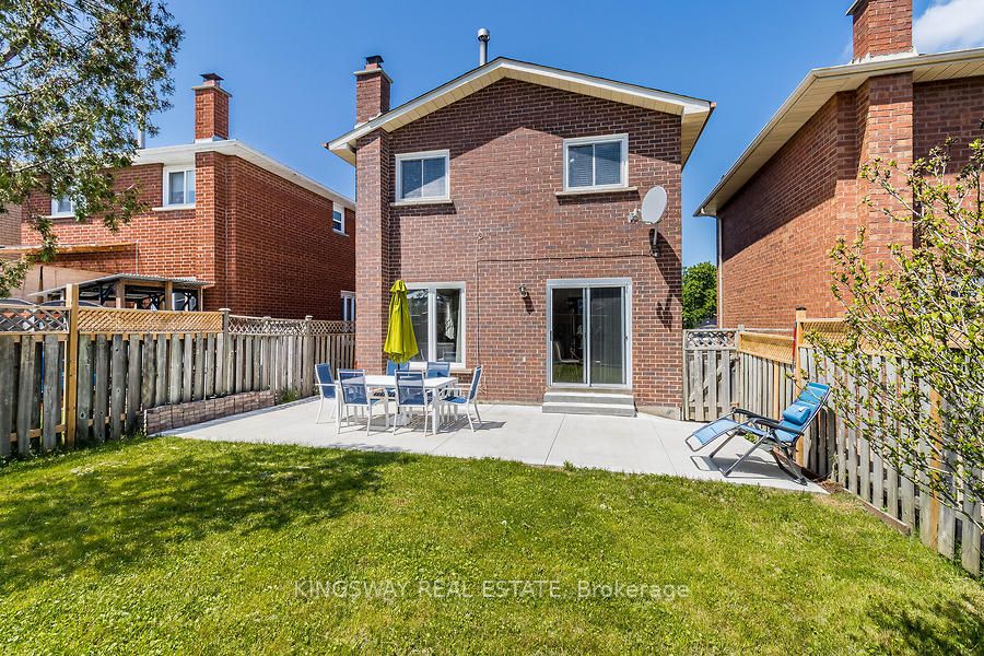 21 Tralee St