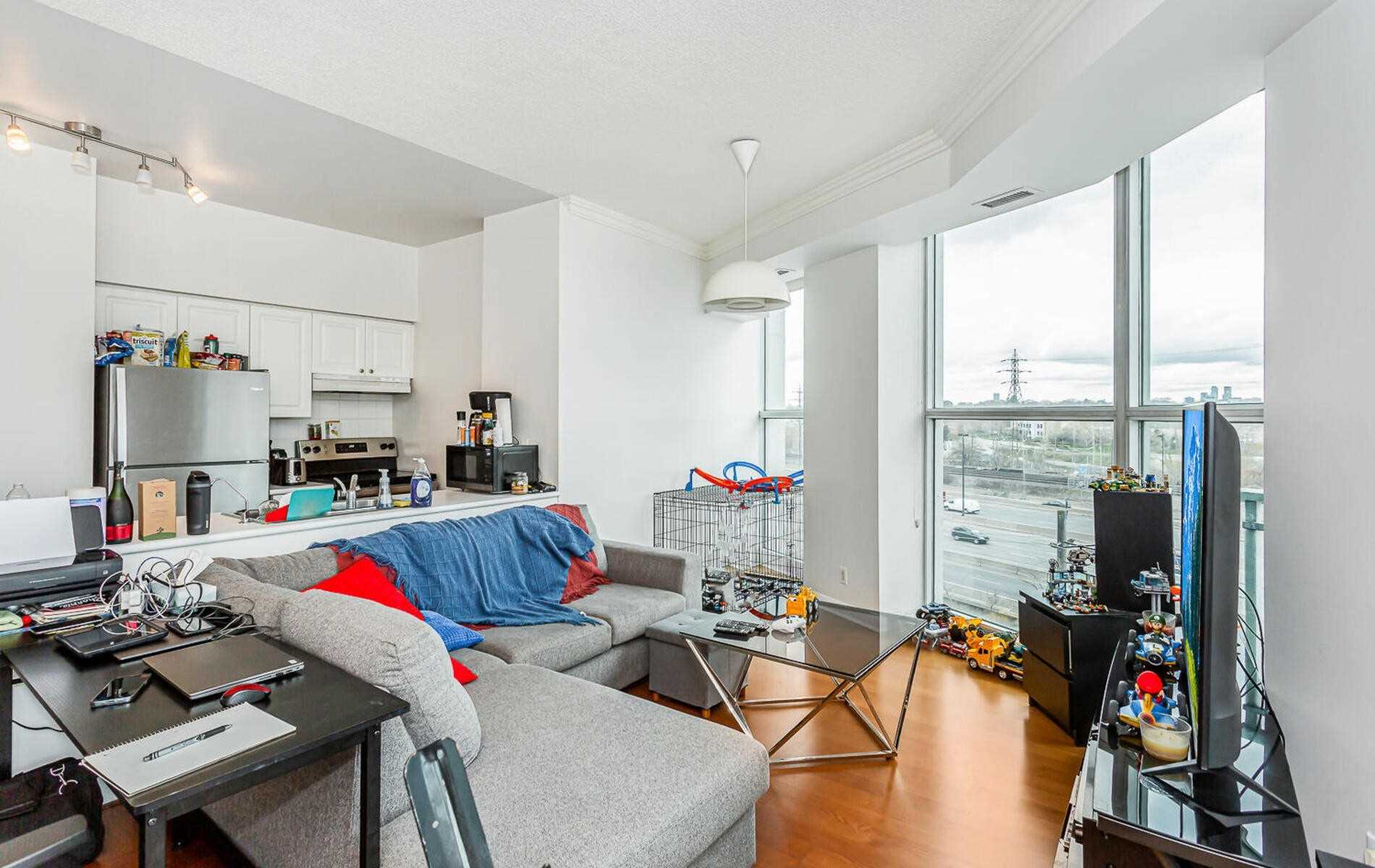 2067 Lake Shore Blvd W, #601