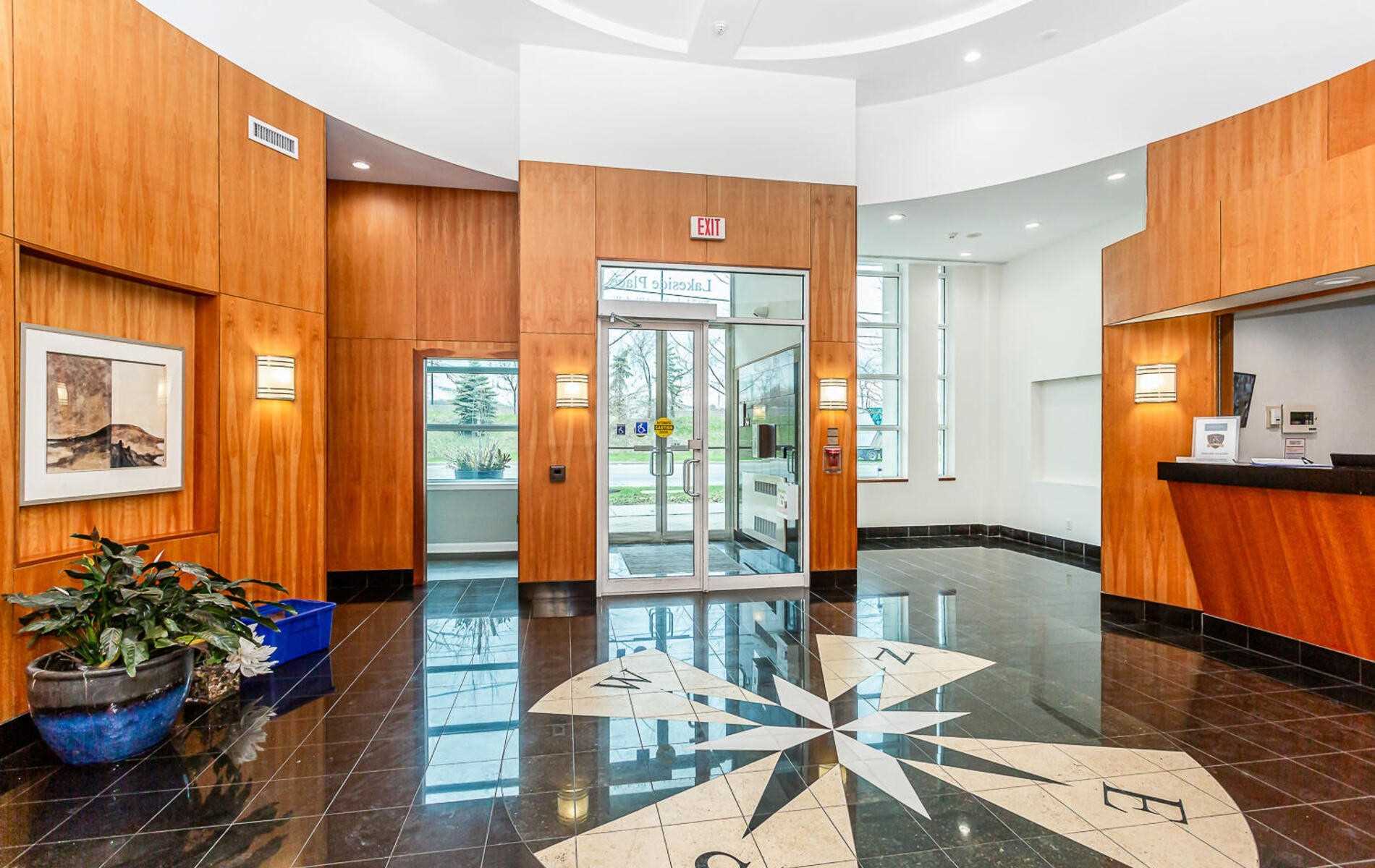 2067 Lake Shore Blvd W, #601