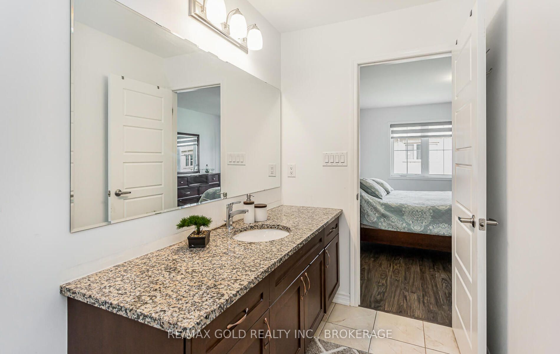 Listing W6054847 - Large Photo # 17