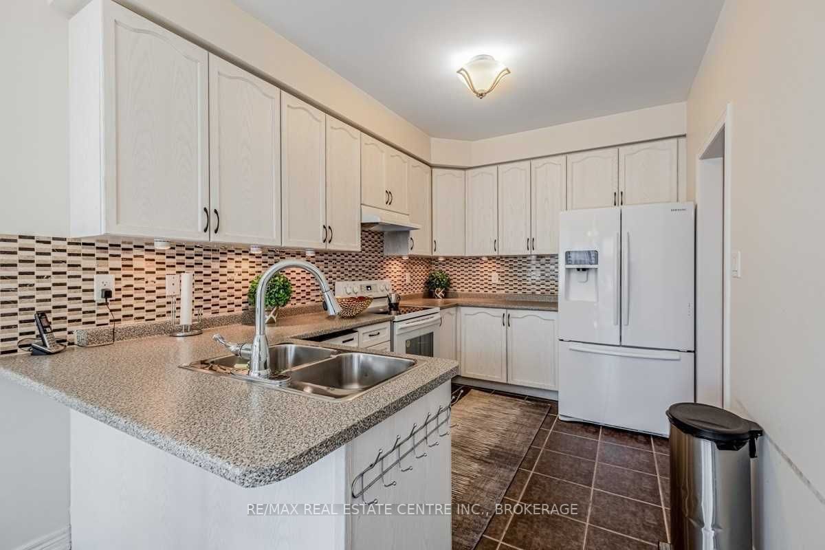 40 Balin Cres