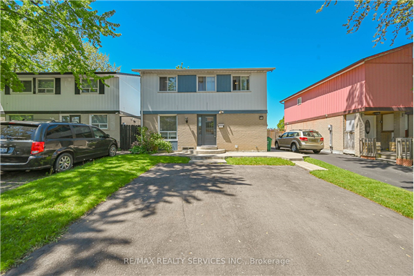 28 Garrison Sq, Brampton