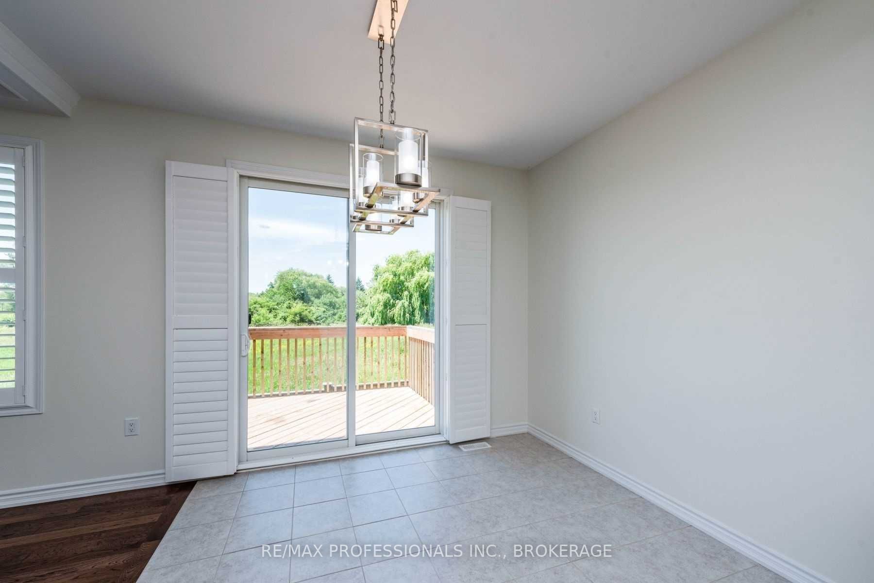 3474 Vernon Powell Dr