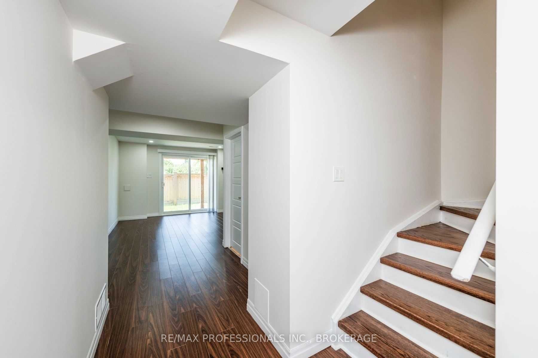 3474 Vernon Powell Dr