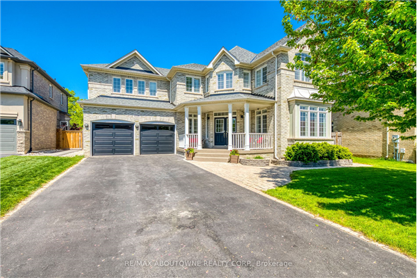2235 Wuthering Heights Way, Oakville