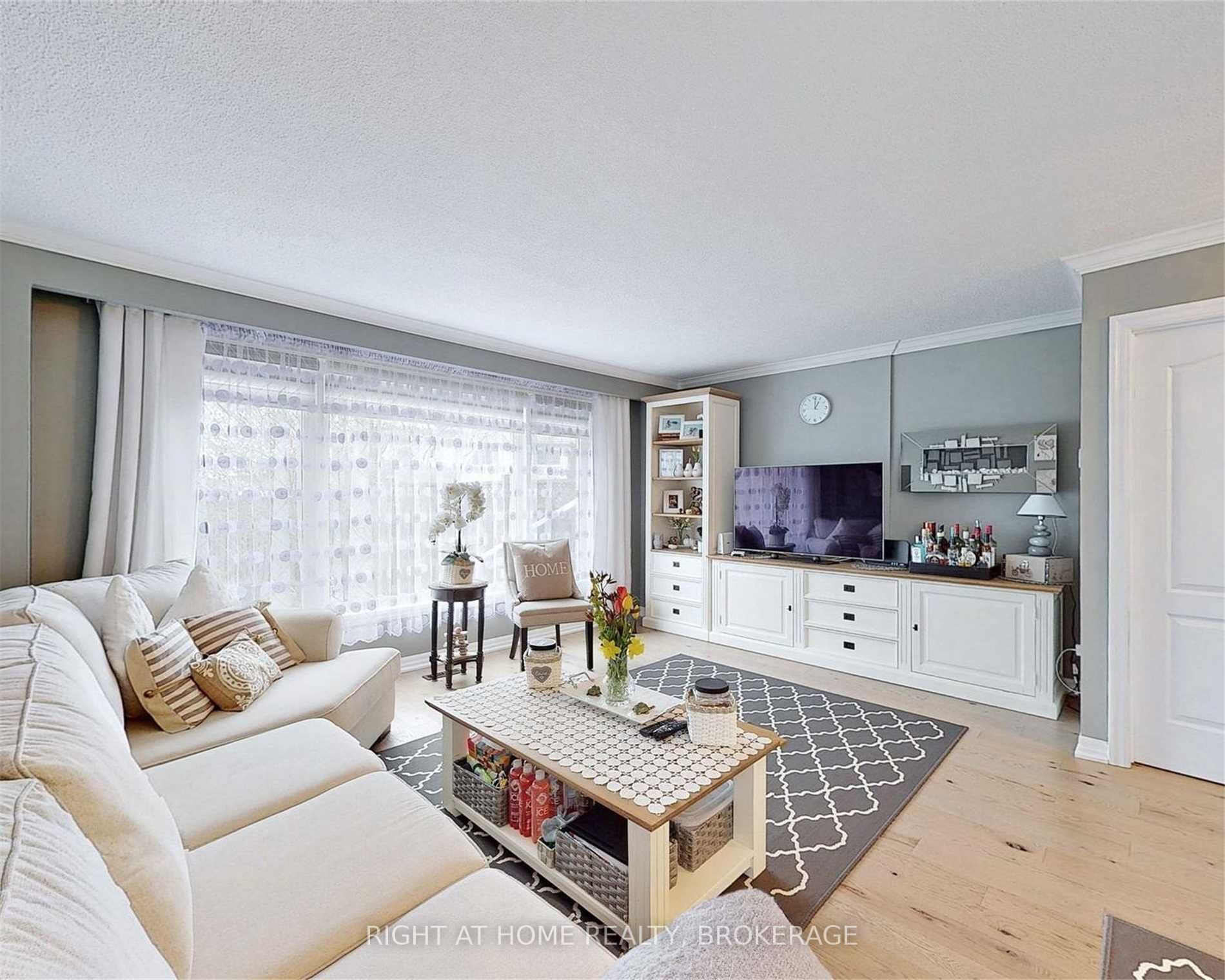 521 Boismere Crt