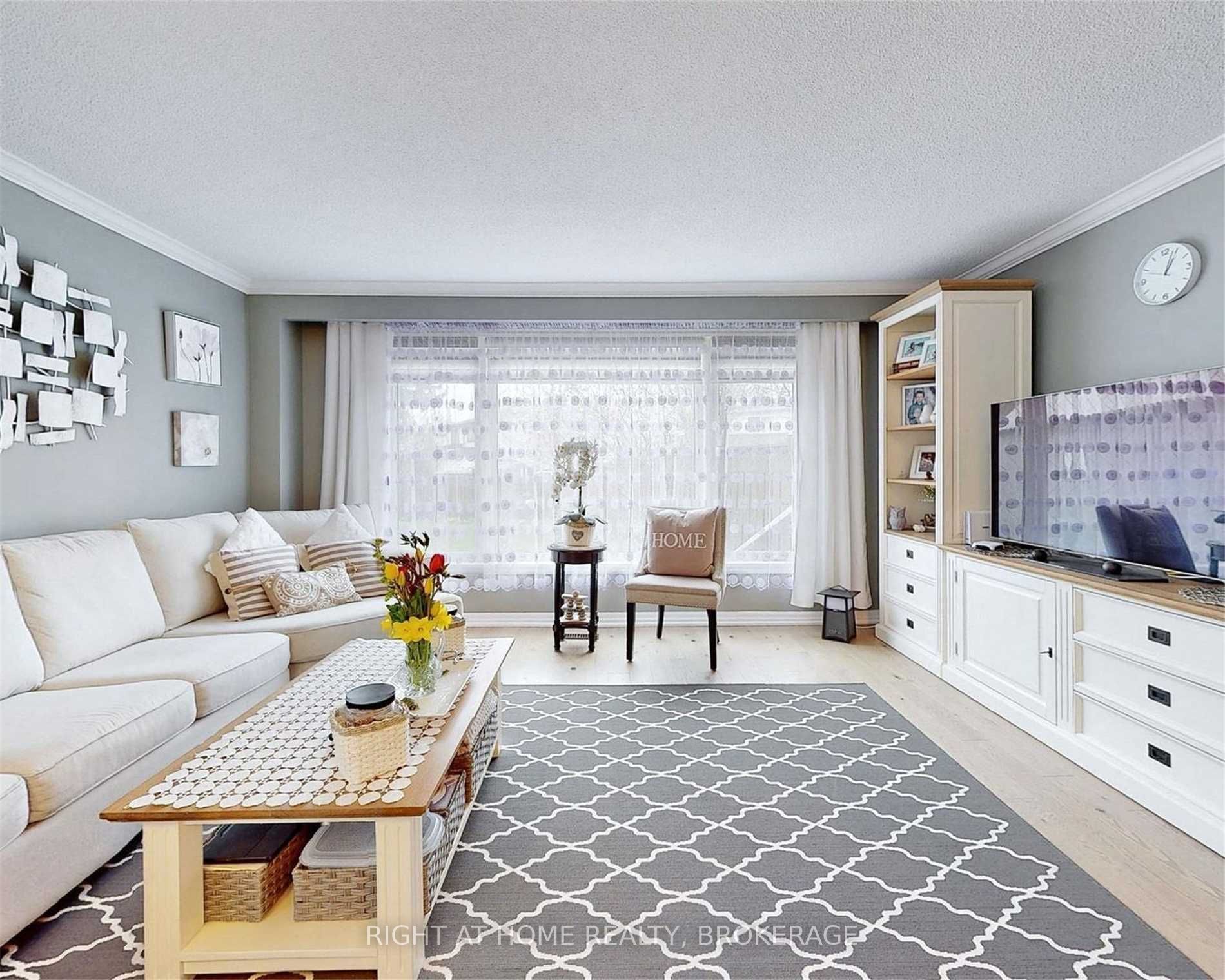 521 Boismere Crt