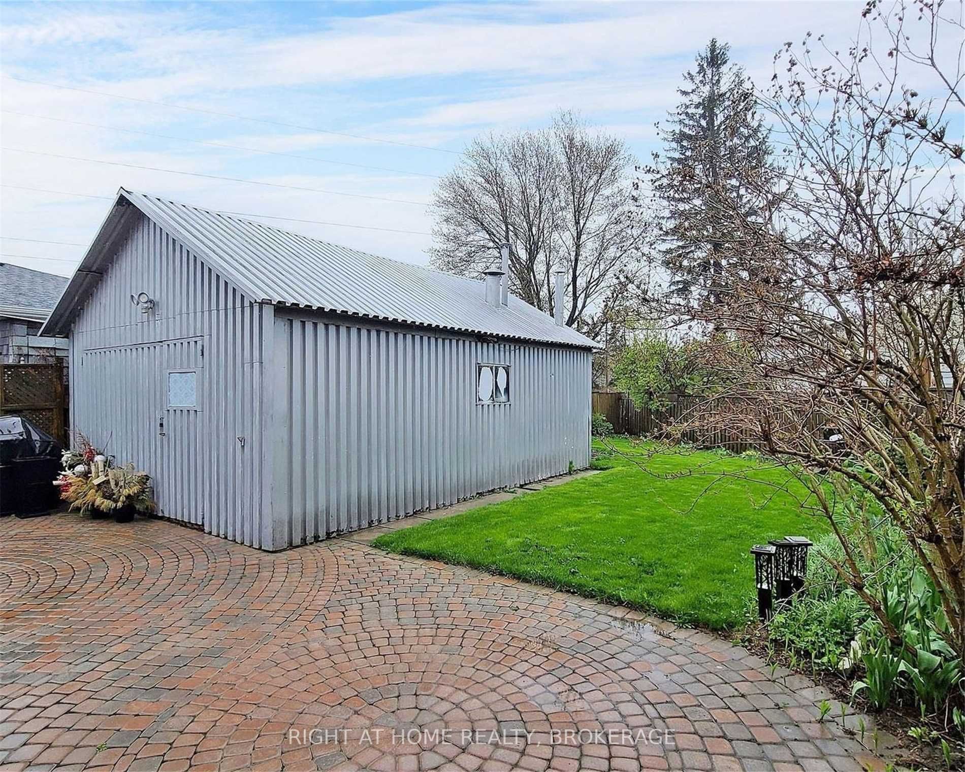 521 Boismere Crt