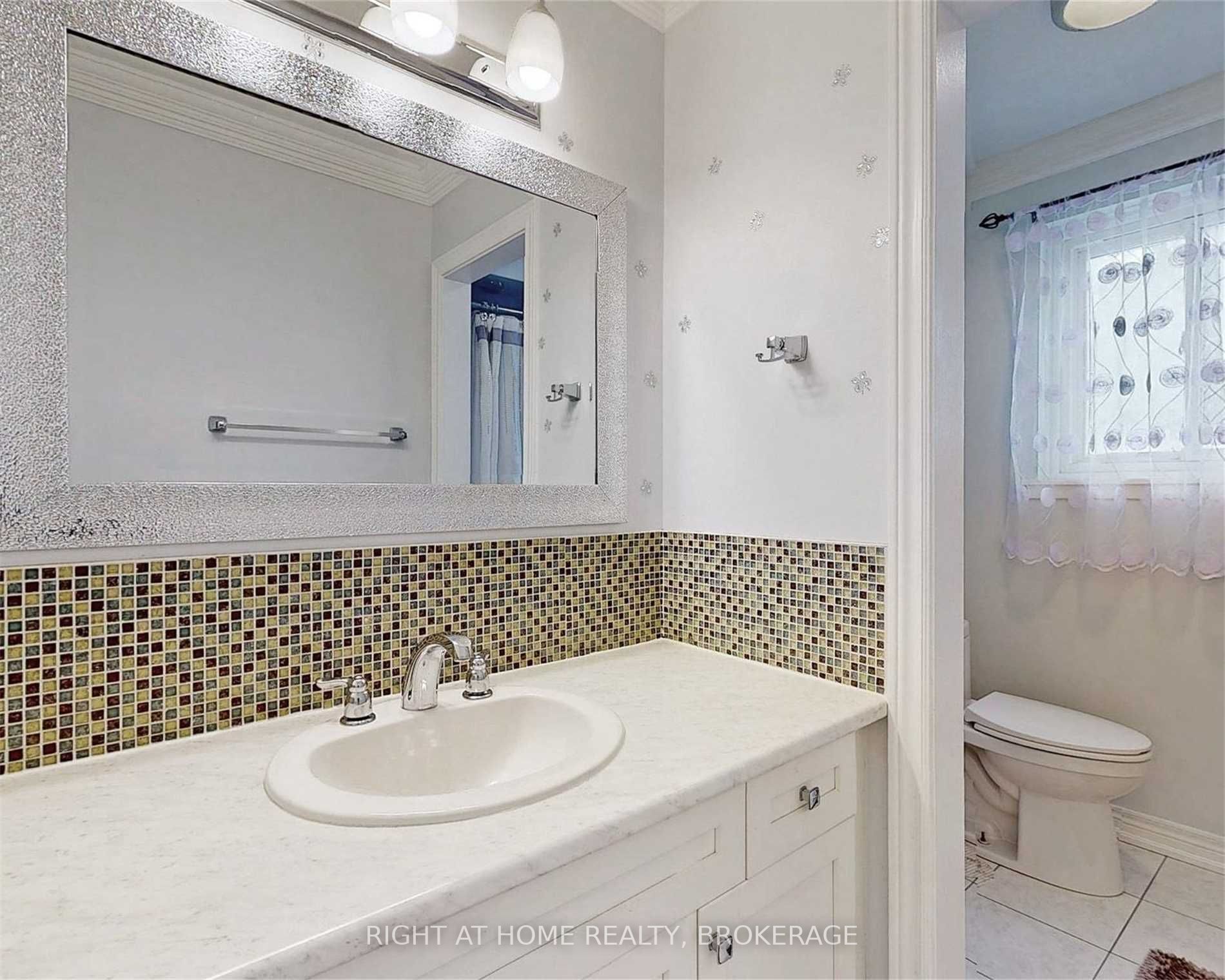 521 Boismere Crt
