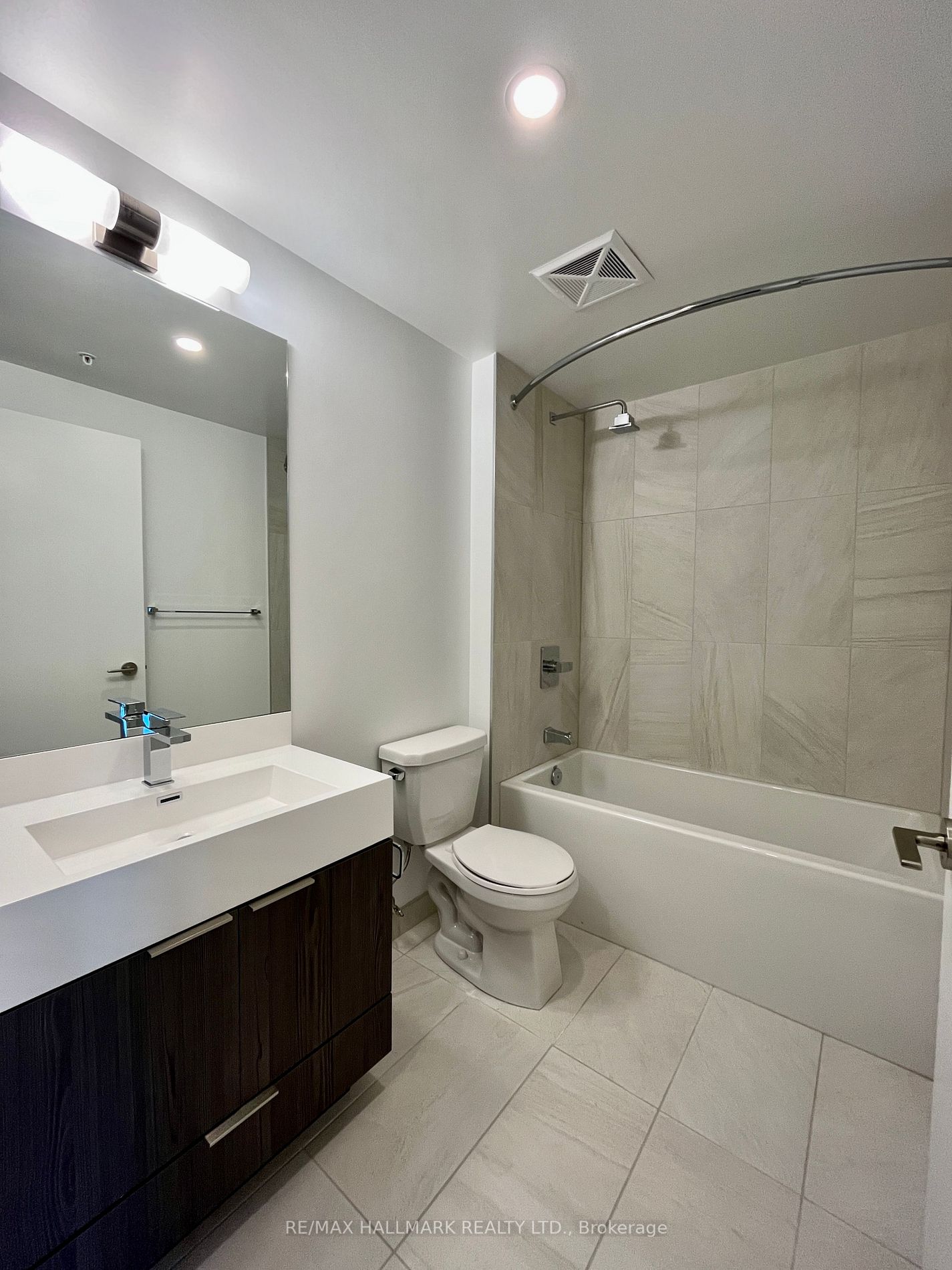 30 Samuel Wood Way, #701