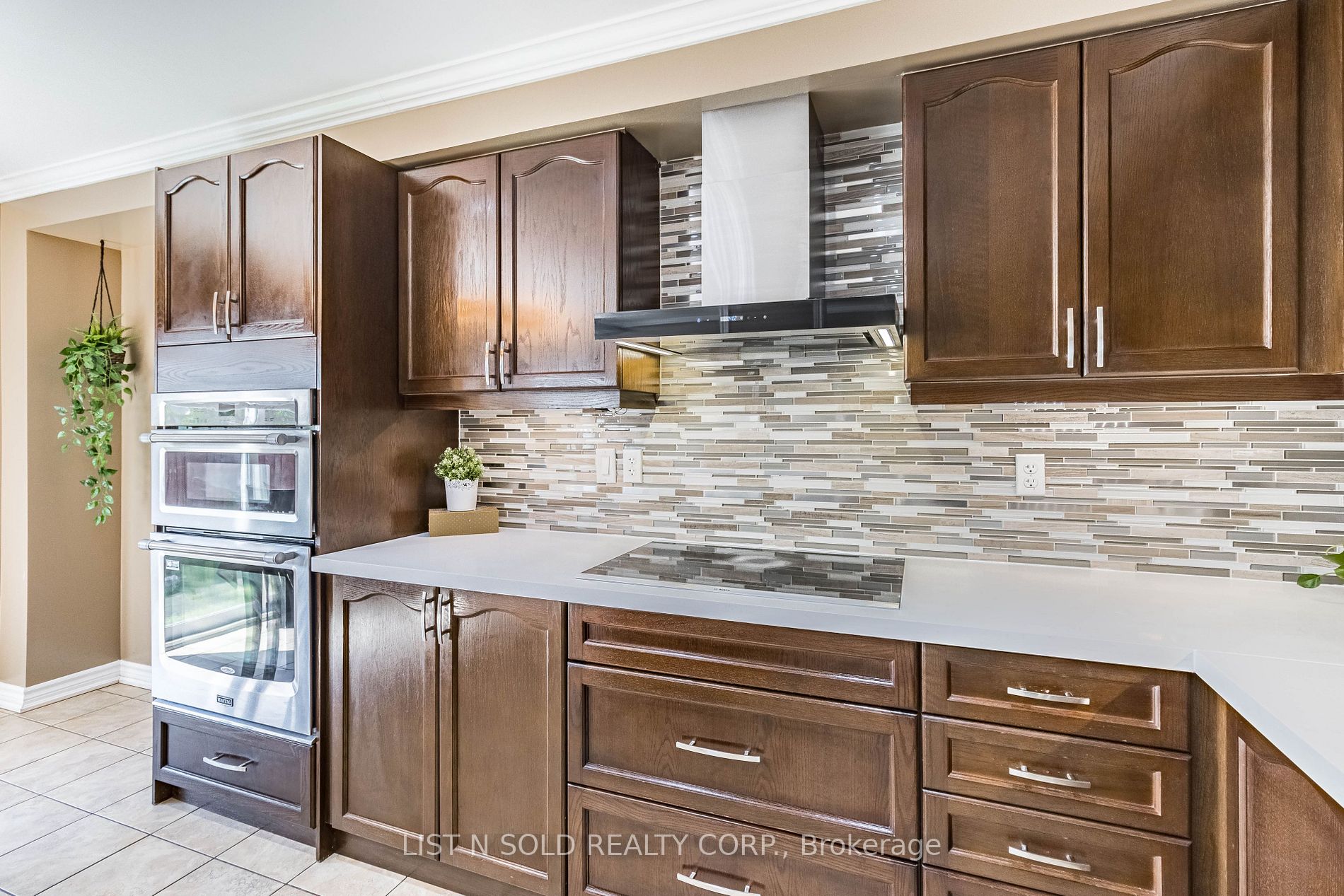 5 Fairwood Circ