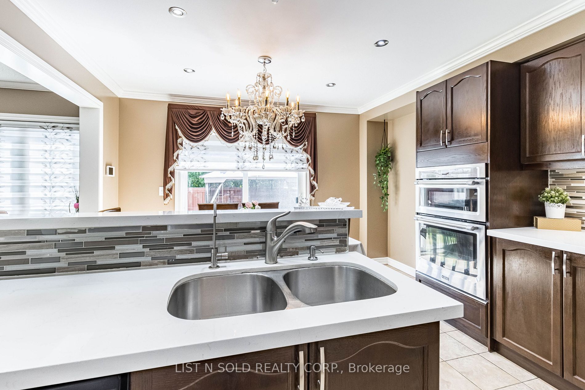 5 Fairwood Circ