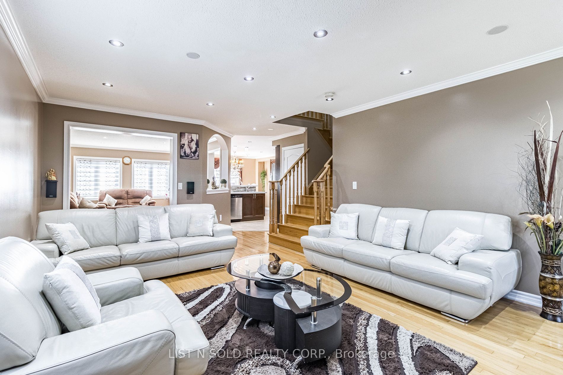 5 Fairwood Circ