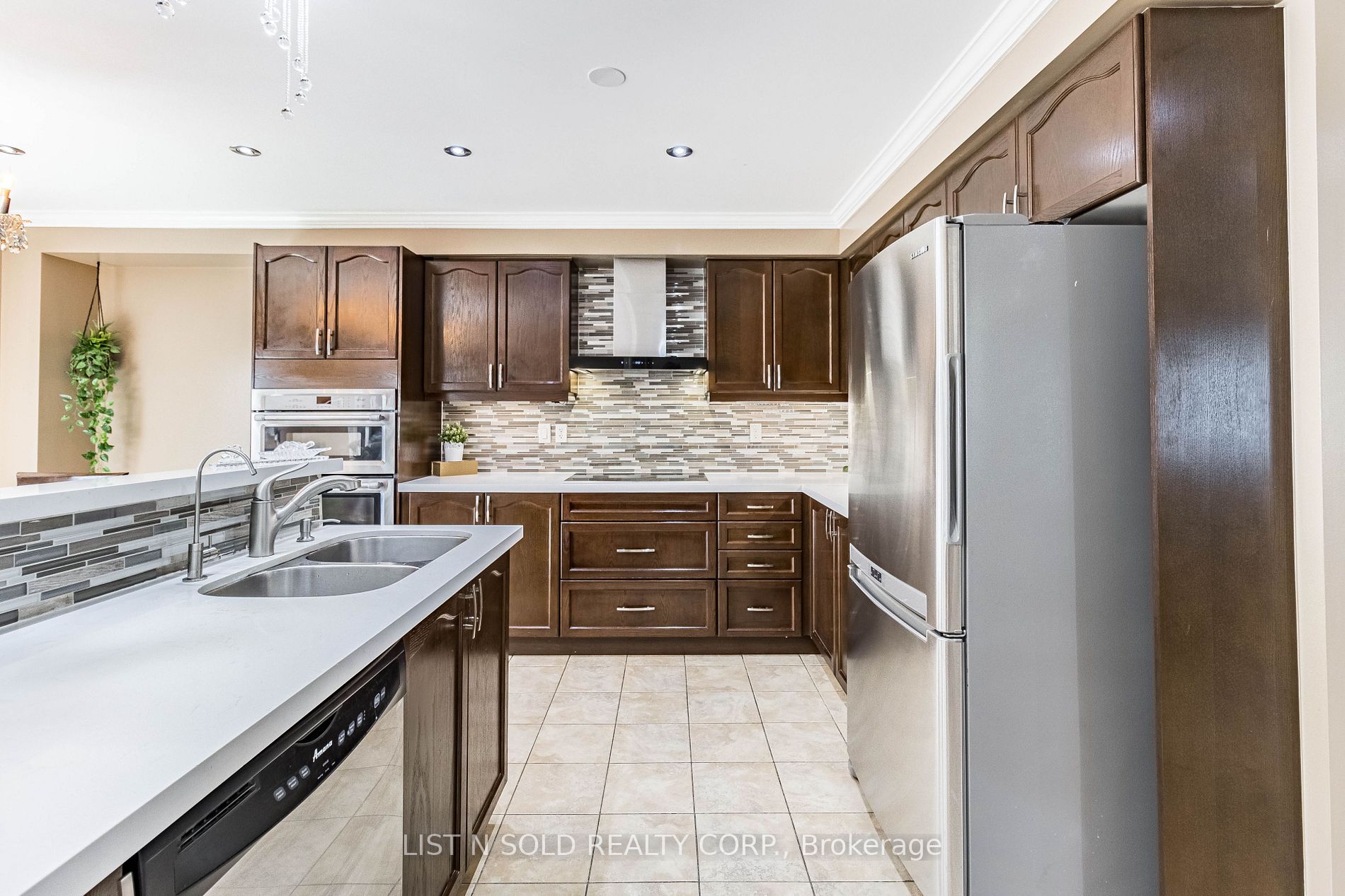 5 Fairwood Circ
