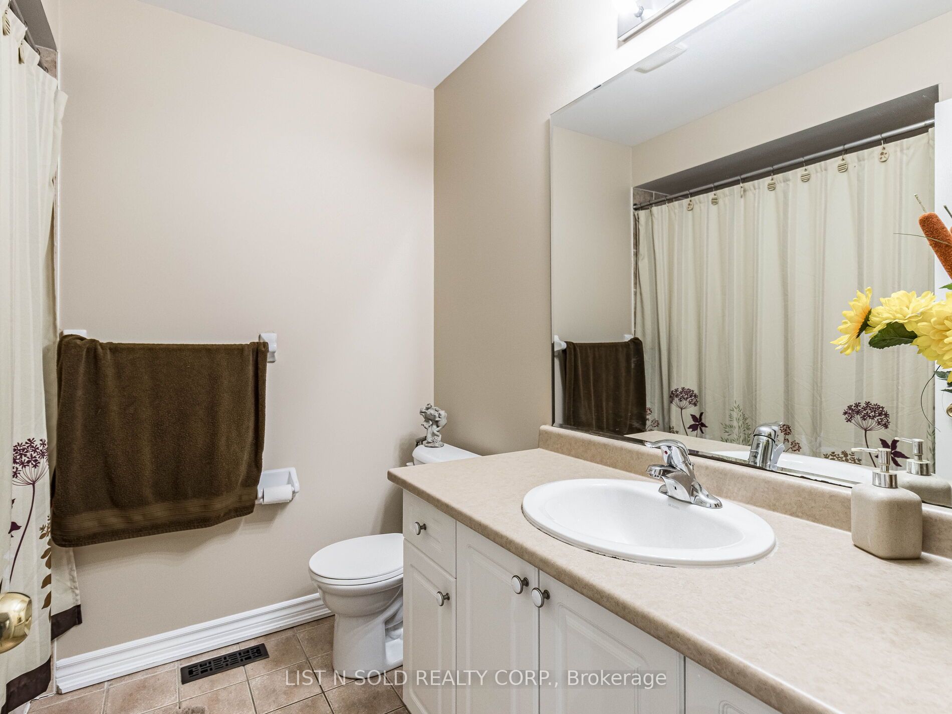 5 Fairwood Circ