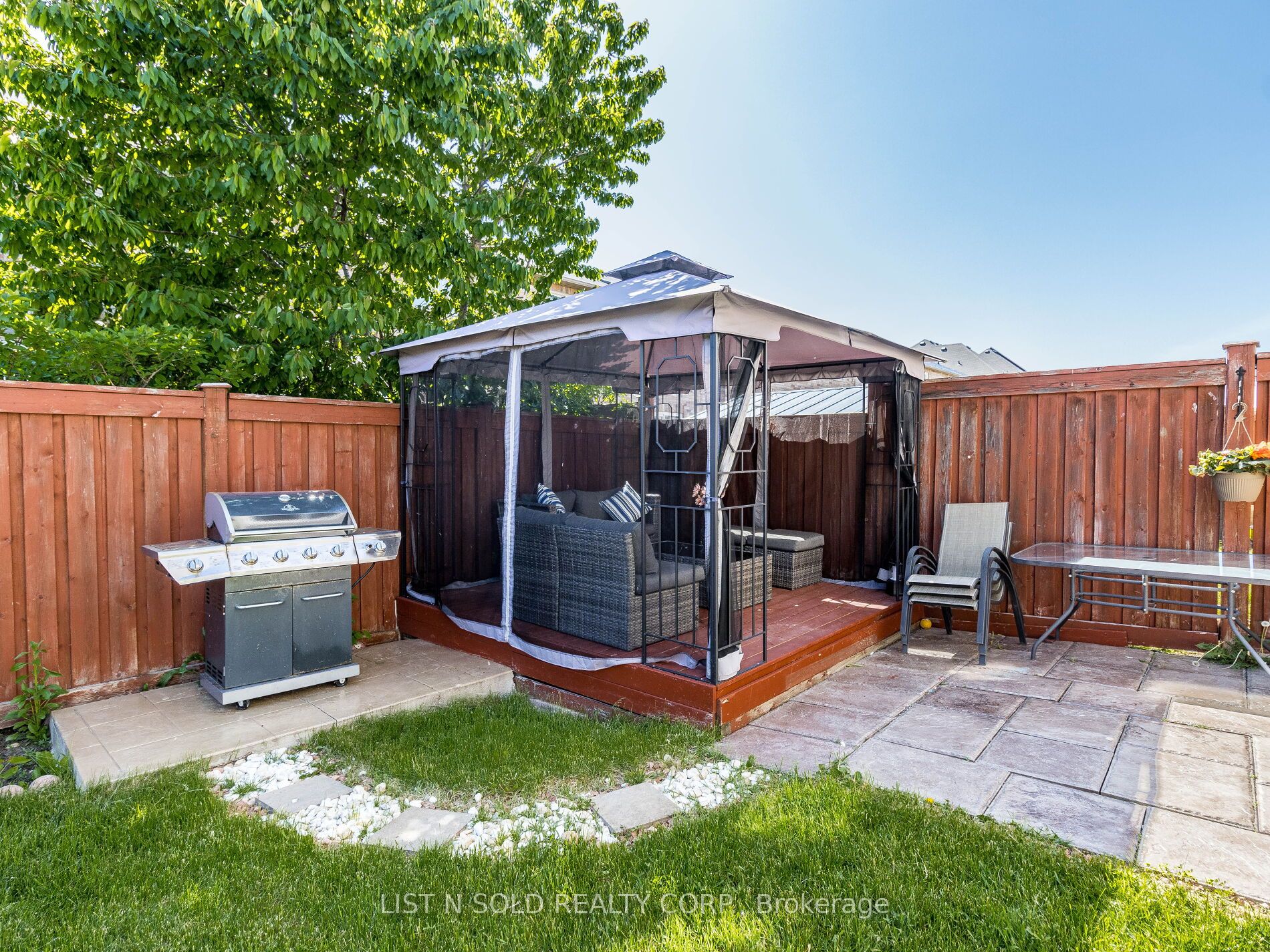 5 Fairwood Circ