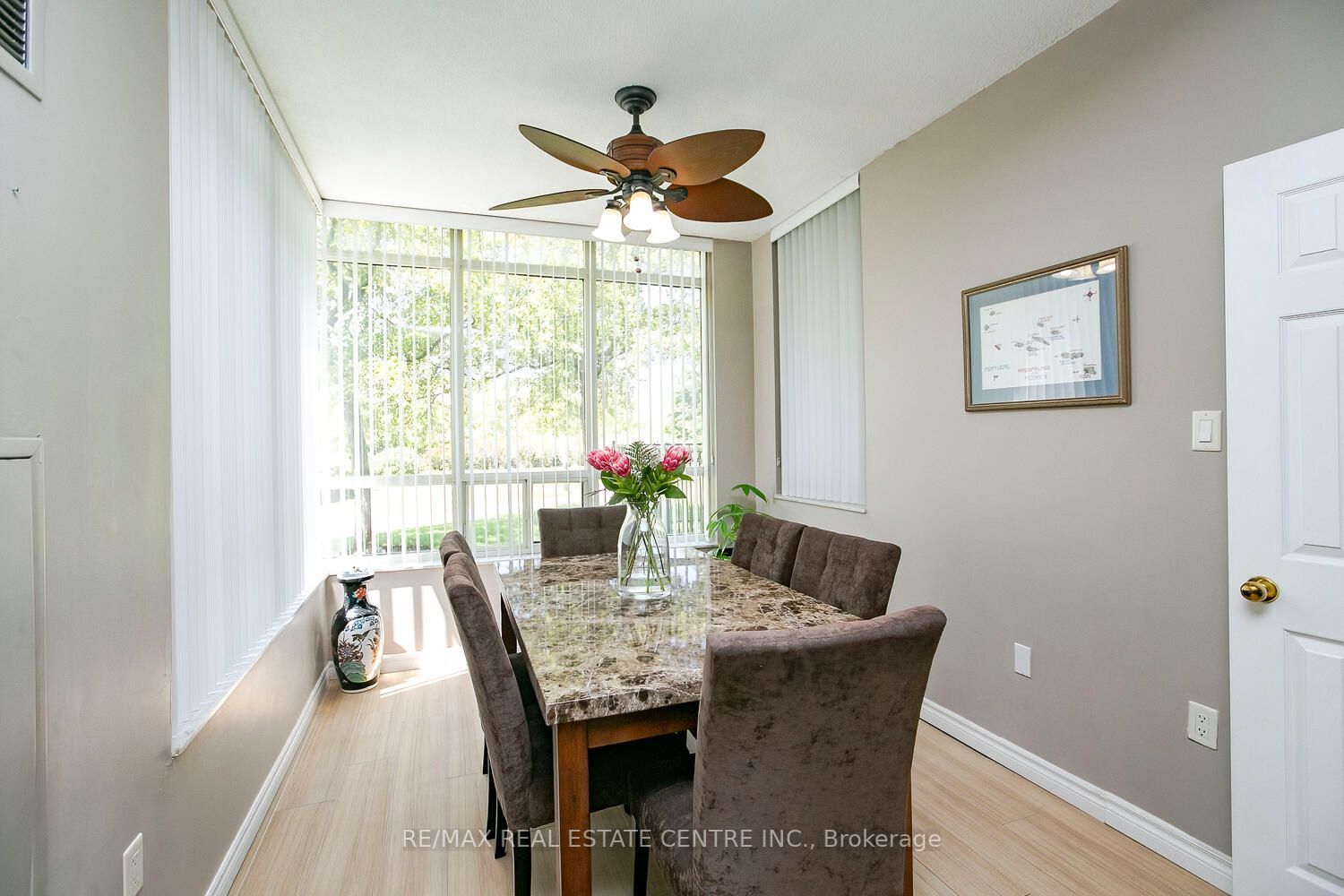 20 Cherrytree Dr, #103