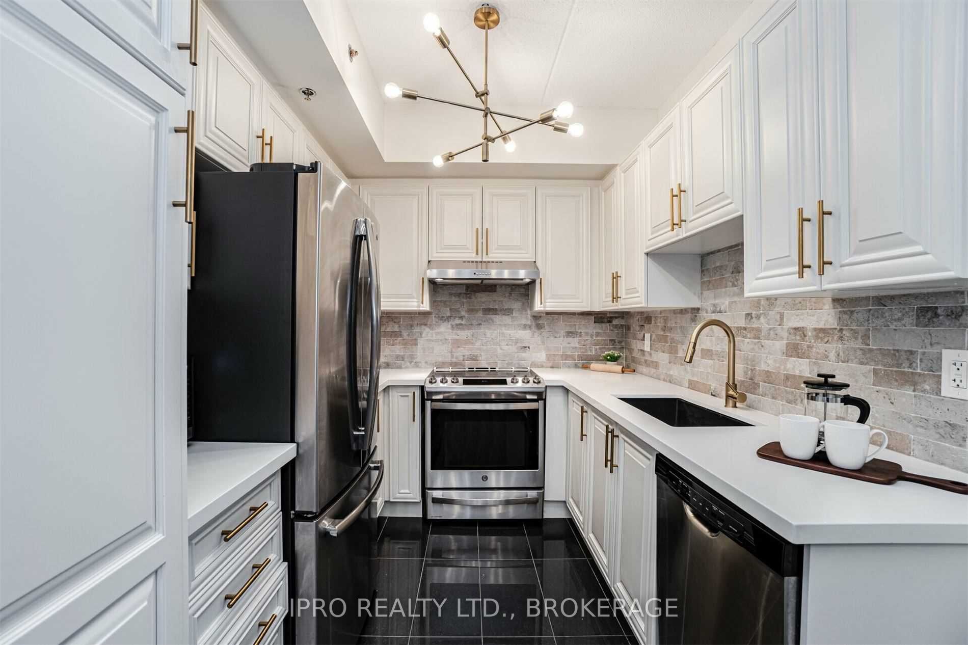 1421 Costigan Road, #512