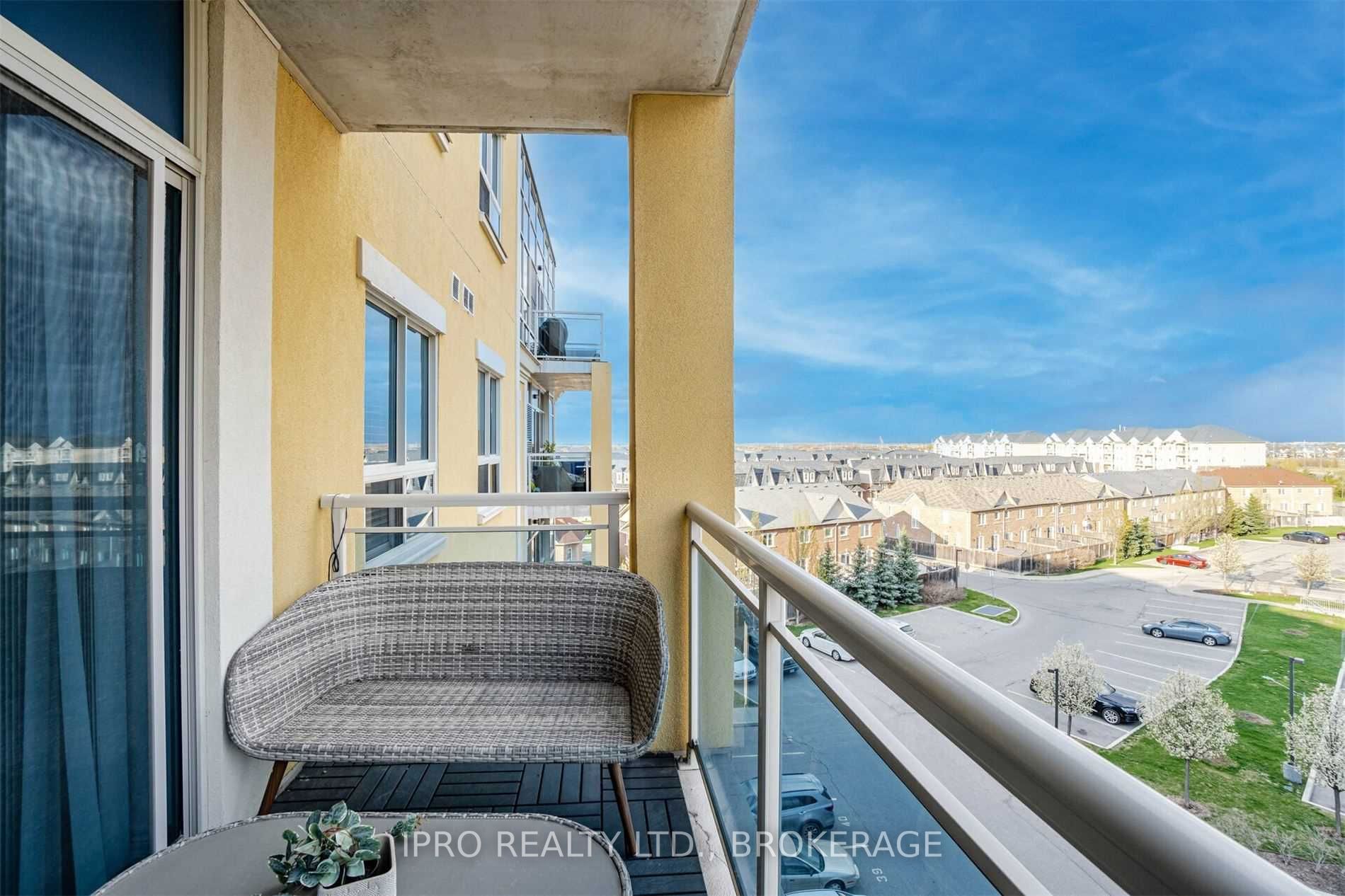 1421 Costigan Road, #512