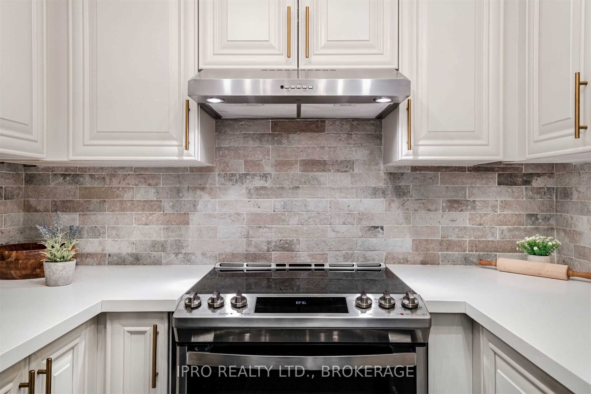 1421 Costigan Road, #512