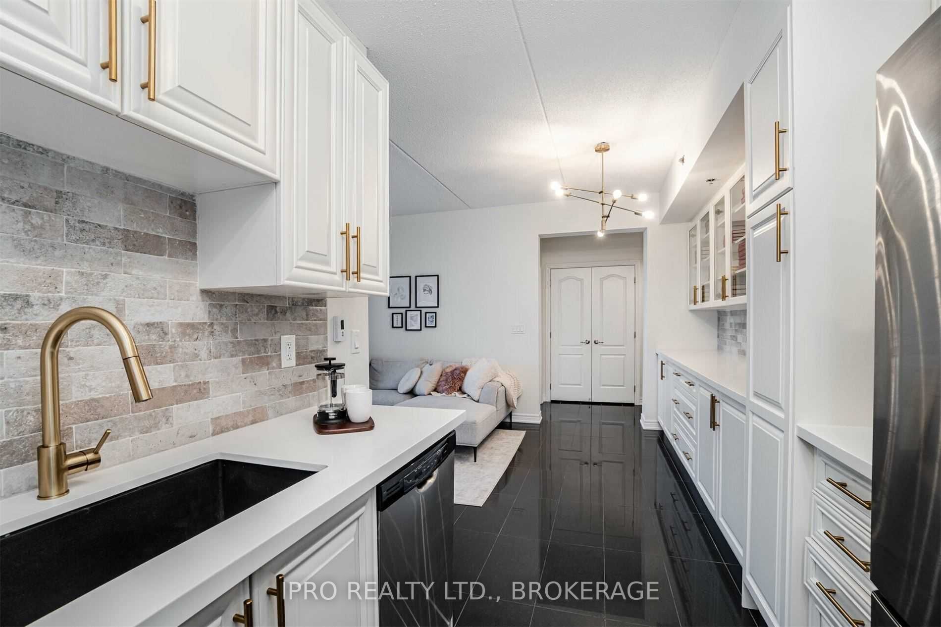 1421 Costigan Road, #512
