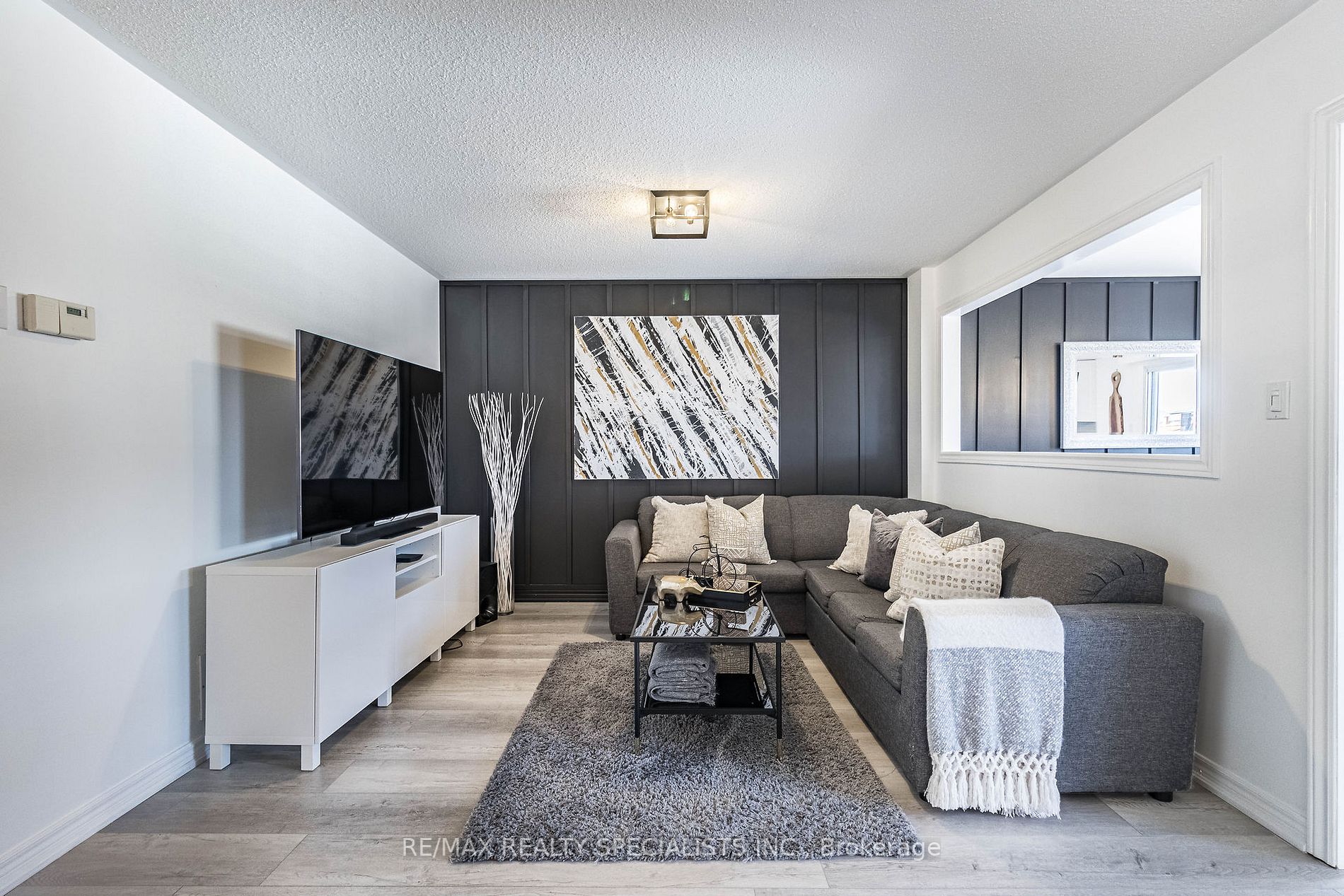 83 Emily Carr Crescent