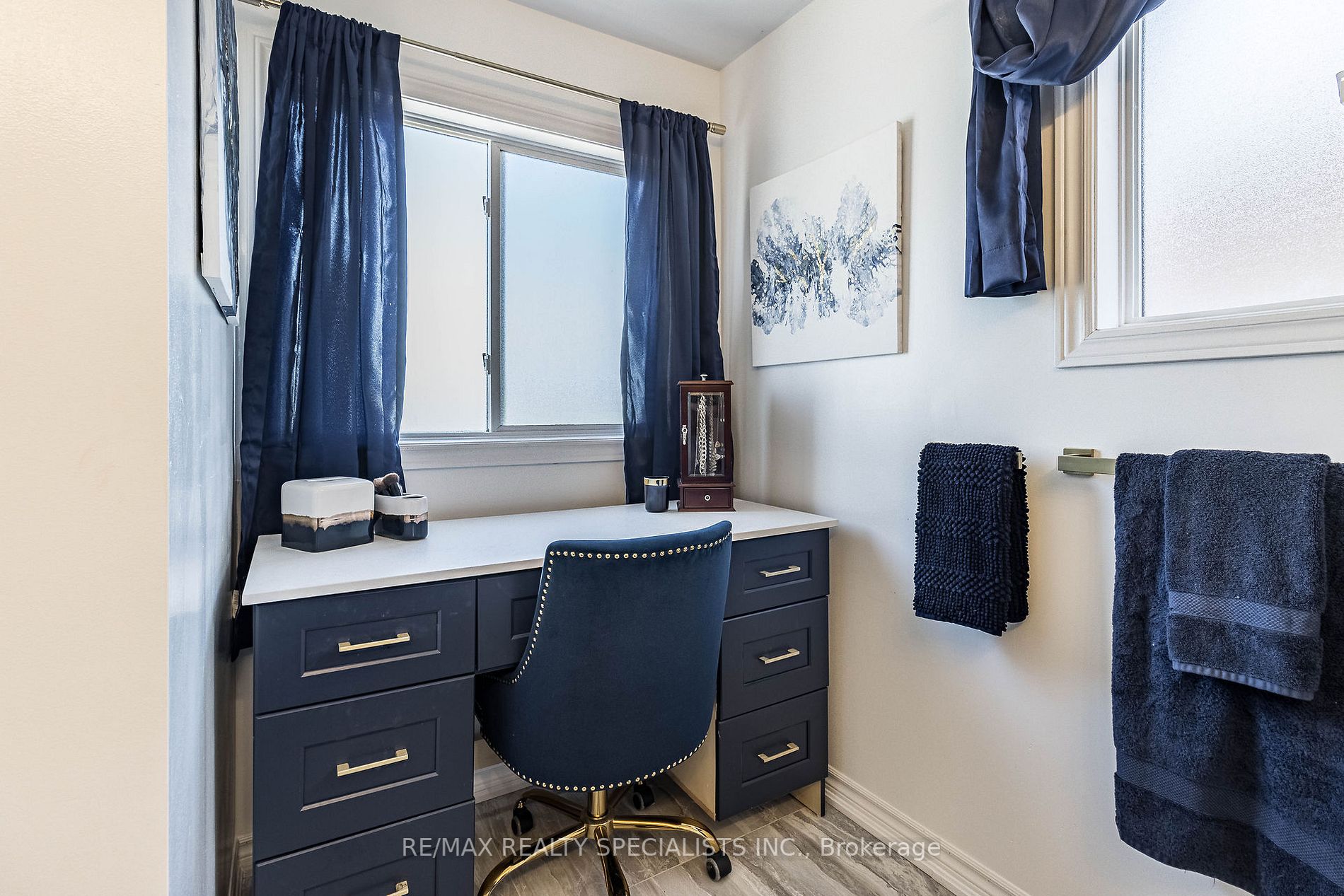 83 Emily Carr Crescent