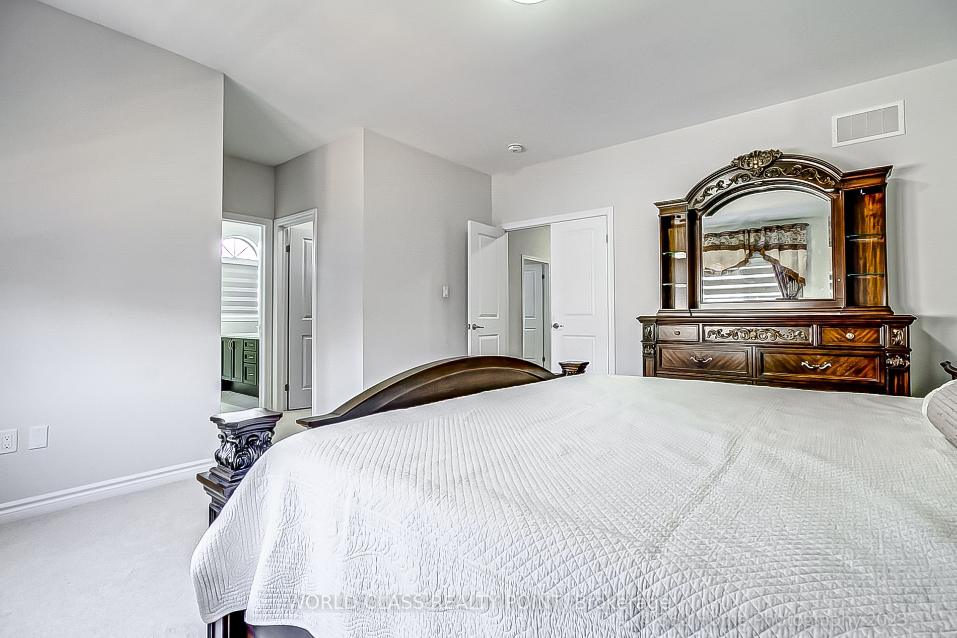 2 Loomis Rd