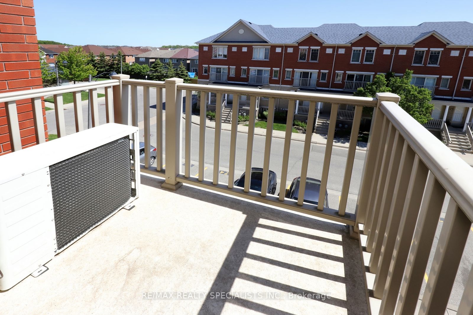 5050 Intrepid Dr, #63
